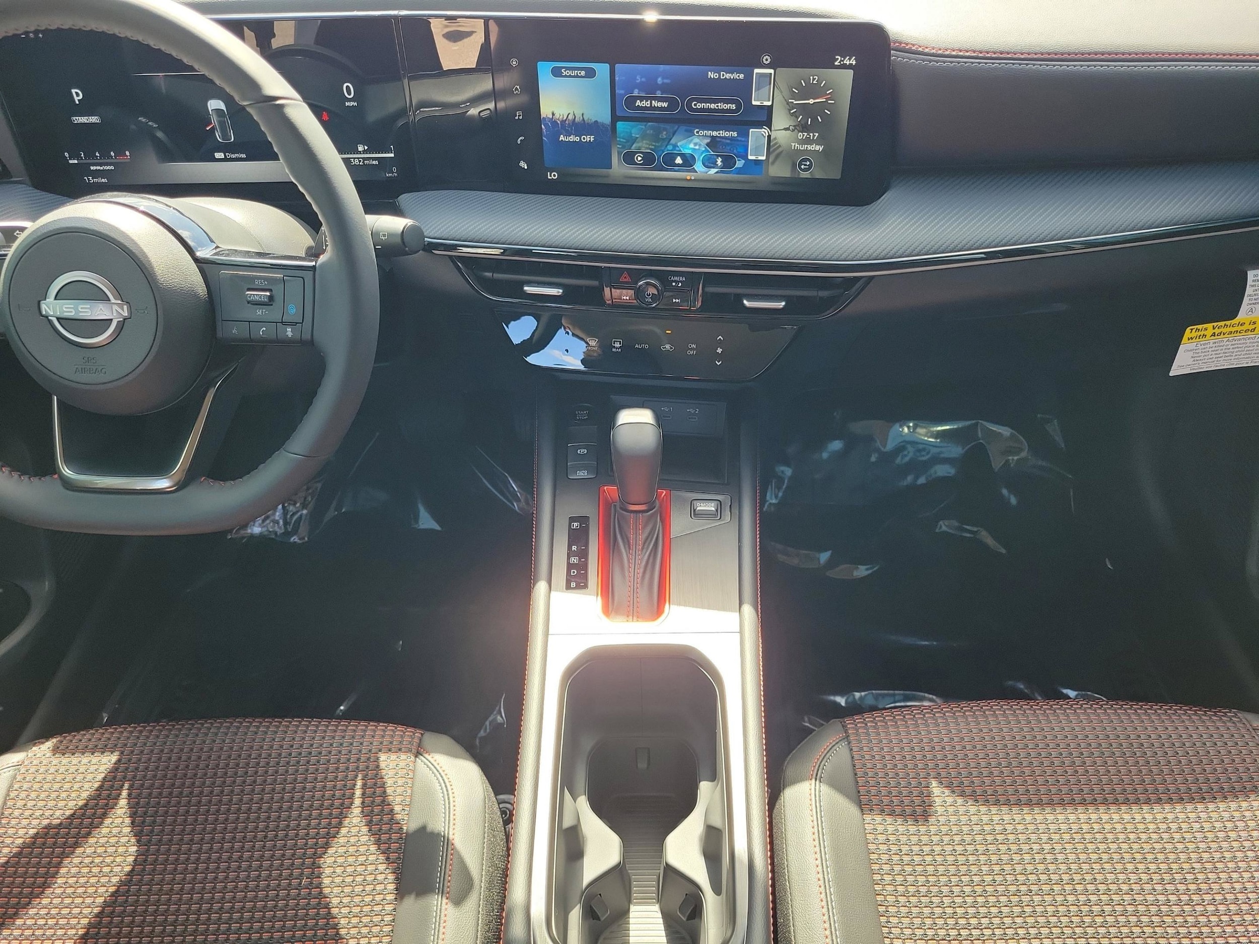 2025 Nissan Kicks SR - Photo 18