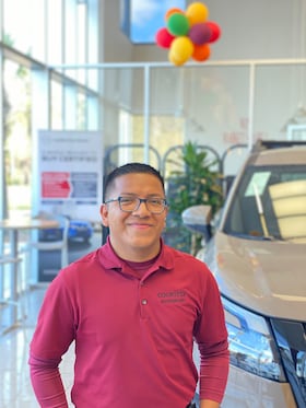 Staff member Isrrael Gregorio from ID_3d598fe3bba7