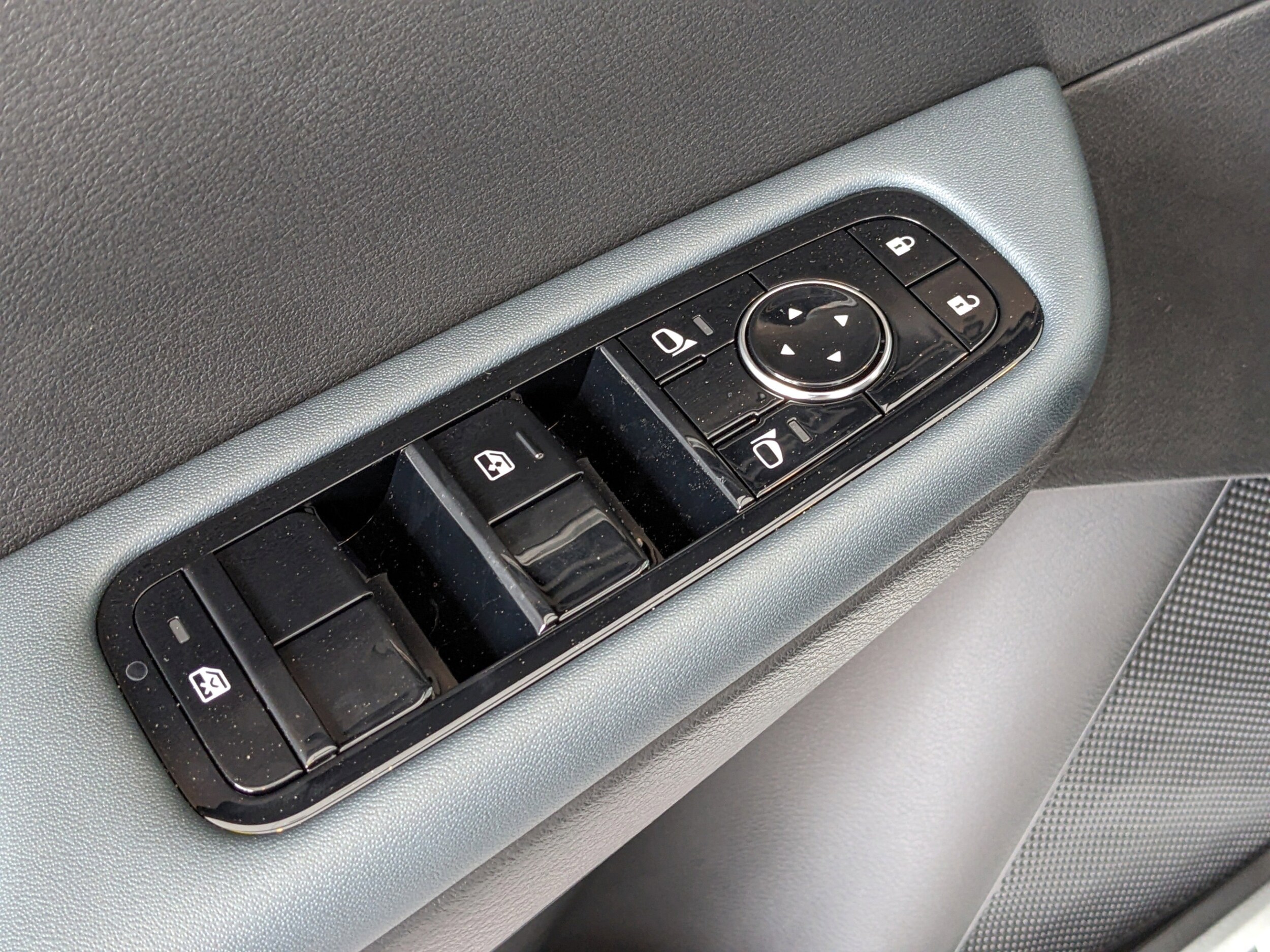 2026 Nissan LEAF SV+ - Photo 16