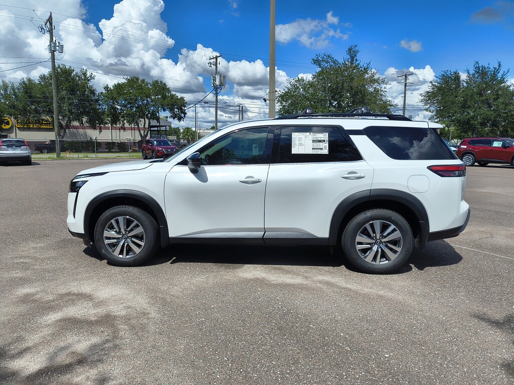 New 2026 Nissan Pathfinder SL SUV