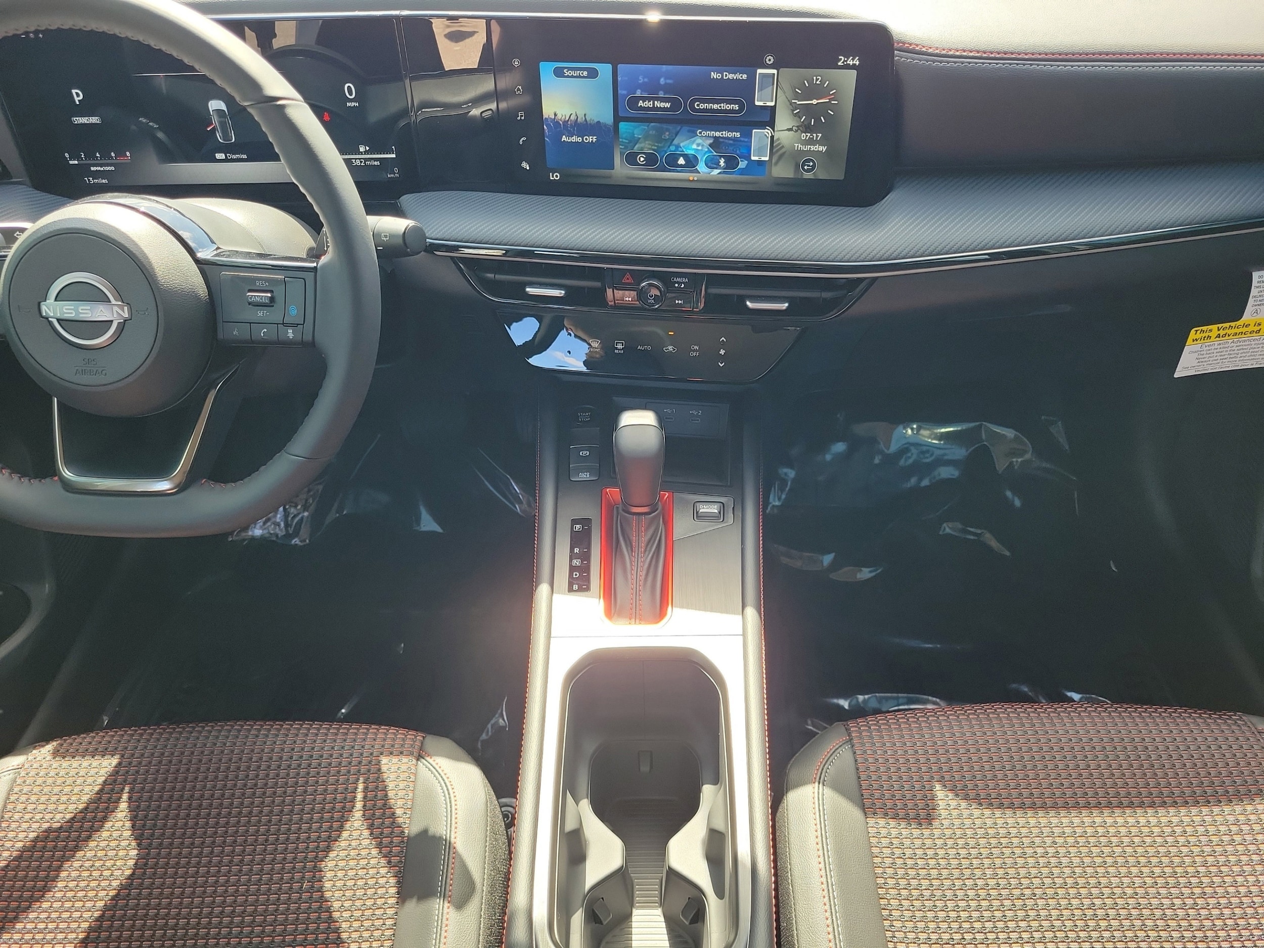 2025 Nissan Kicks SR - Photo 17