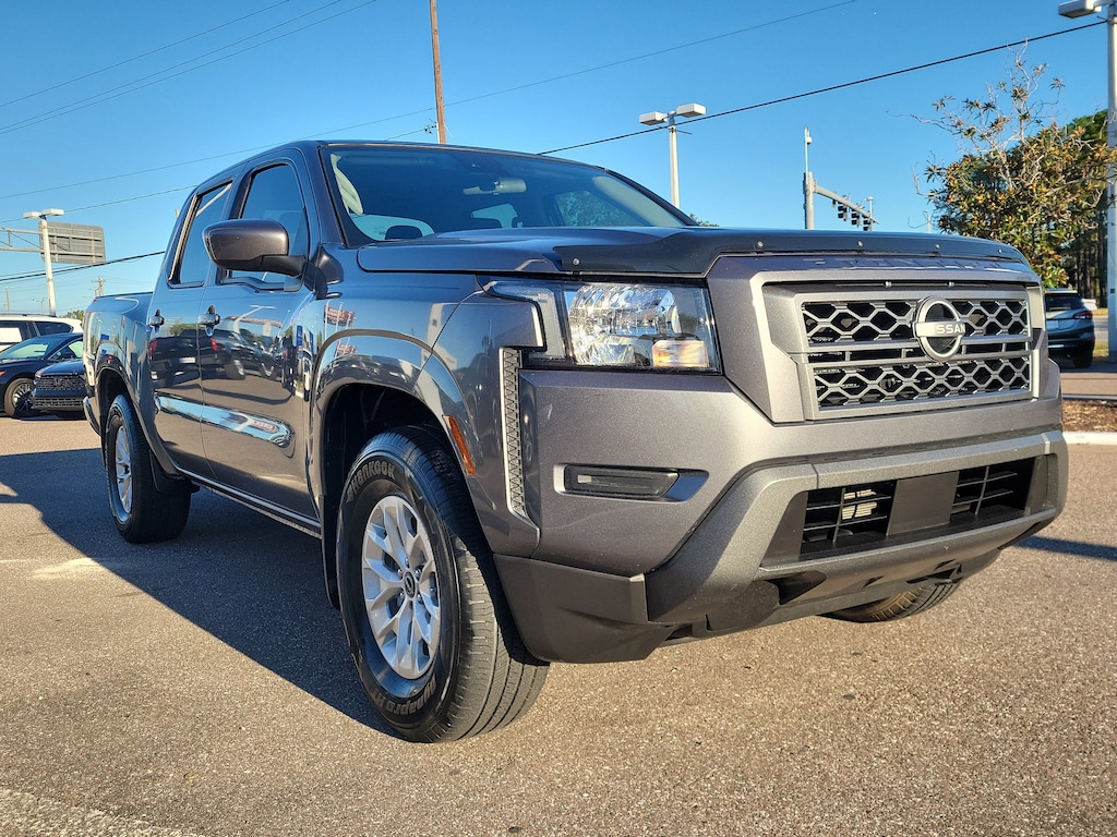 Used 2024 Nissan Frontier SV Truck Crew Cab