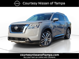 2022 Nissan Pathfinder Platinum SUV