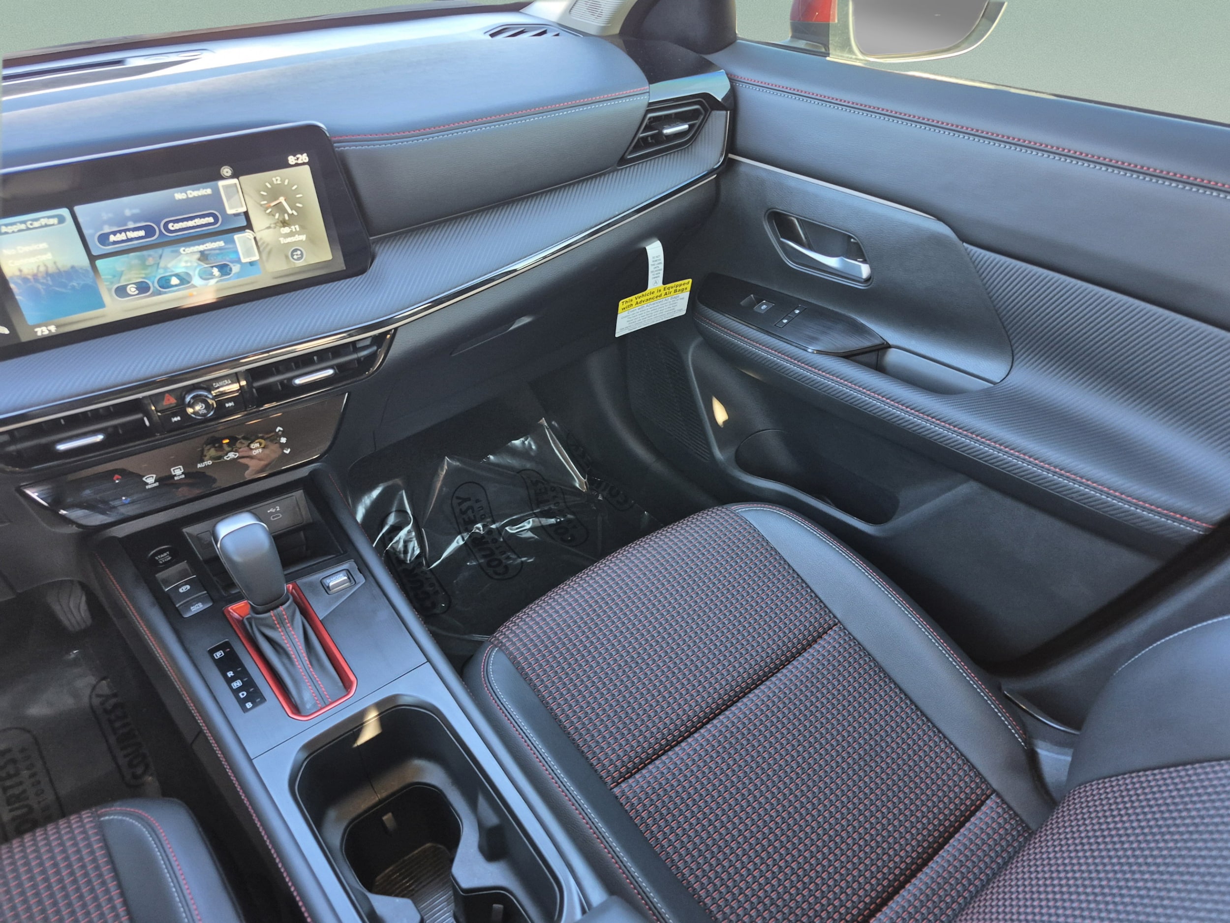 2025 Nissan Kicks SR - Photo 17