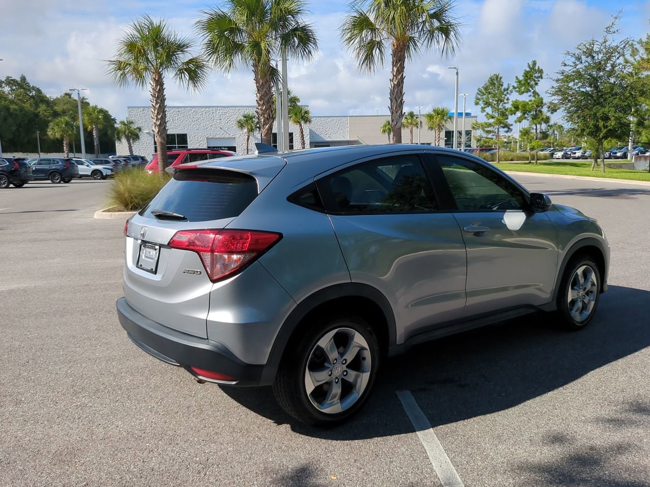 2017 Honda HR-V LX - Photo 7