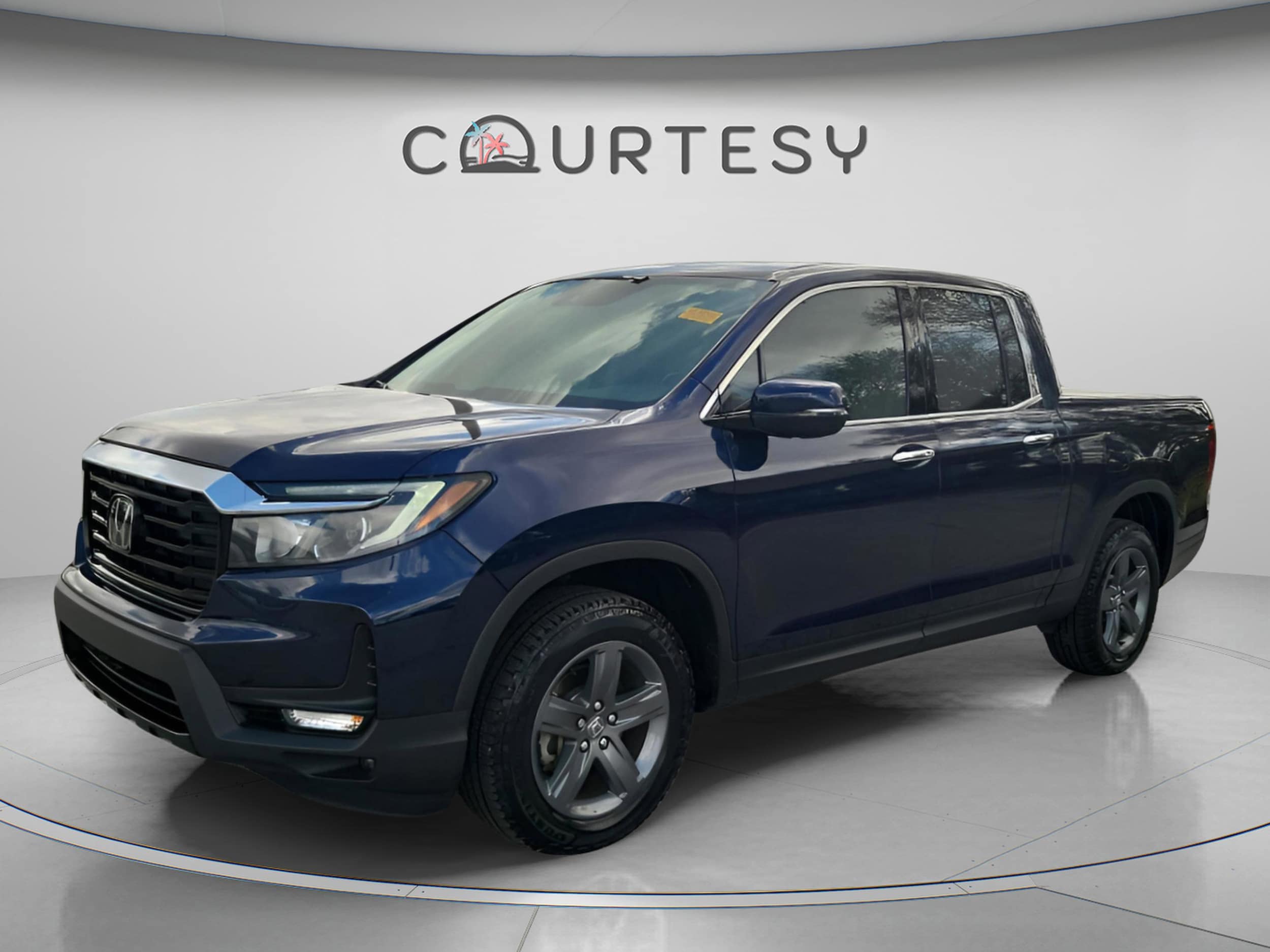 2023 Honda Ridgeline RTL-E AWD's photo