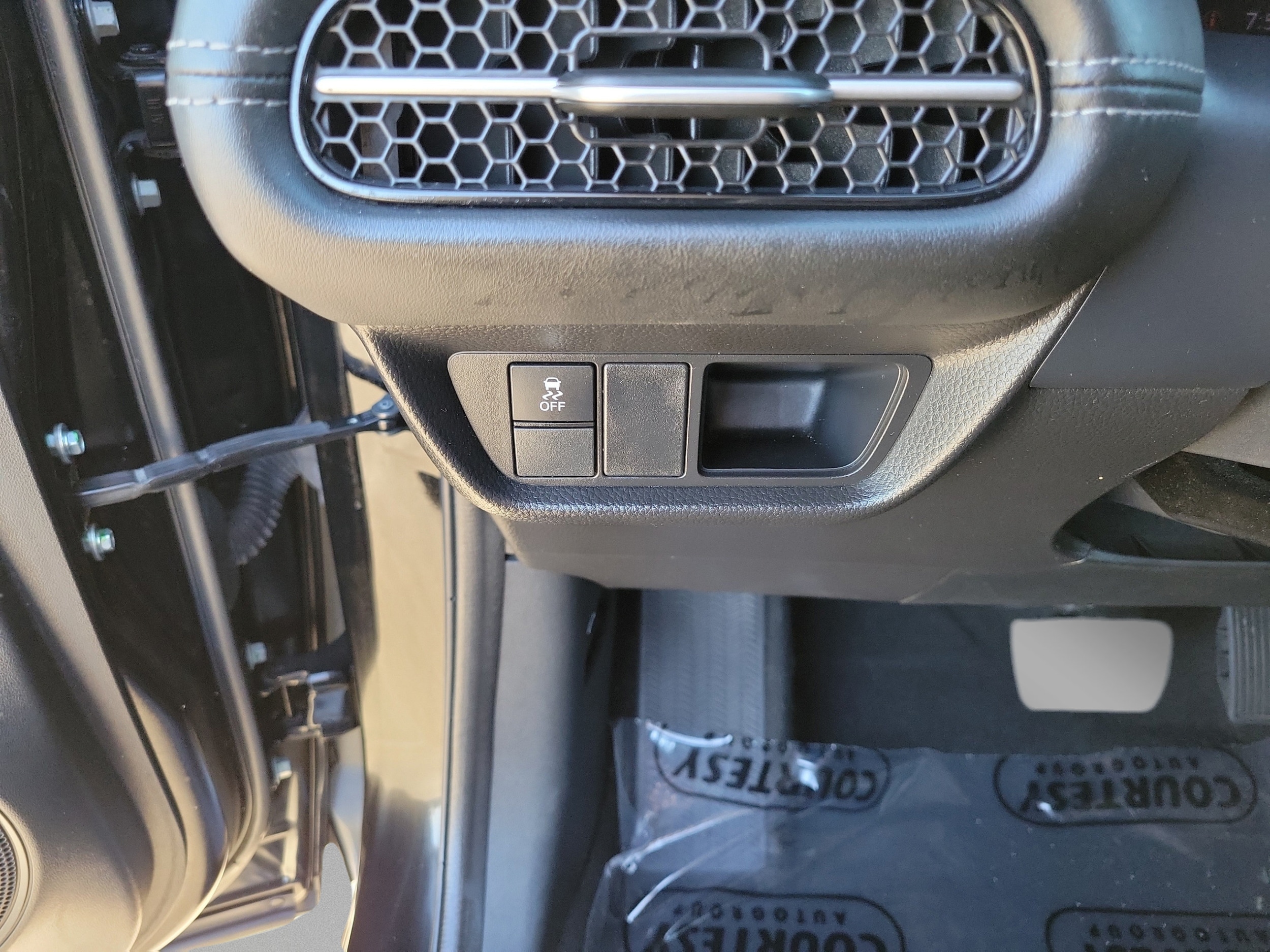 2023 Honda HR-V EX-L - Photo 28