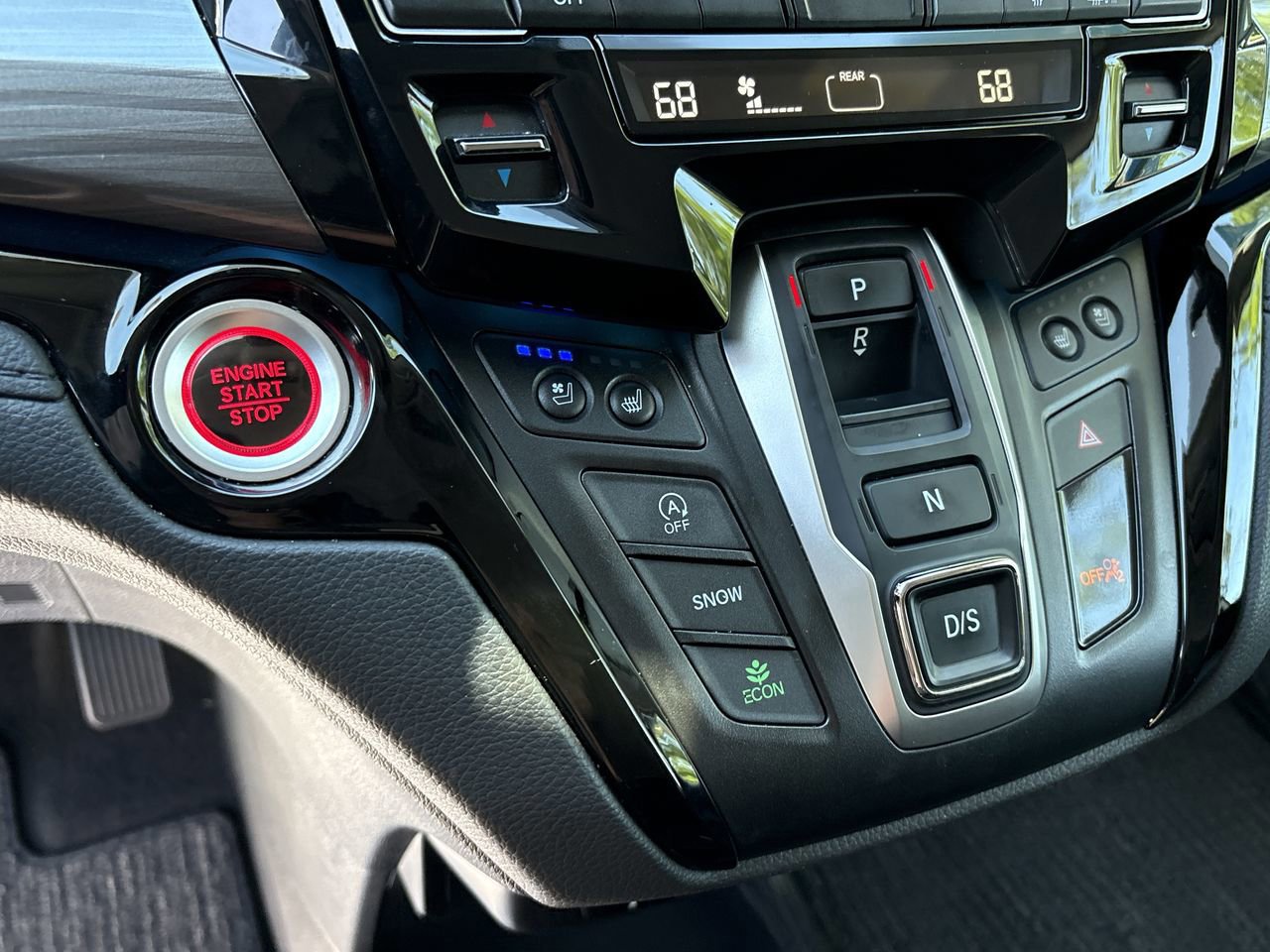 2024 Honda Odyssey Elite - Photo 16