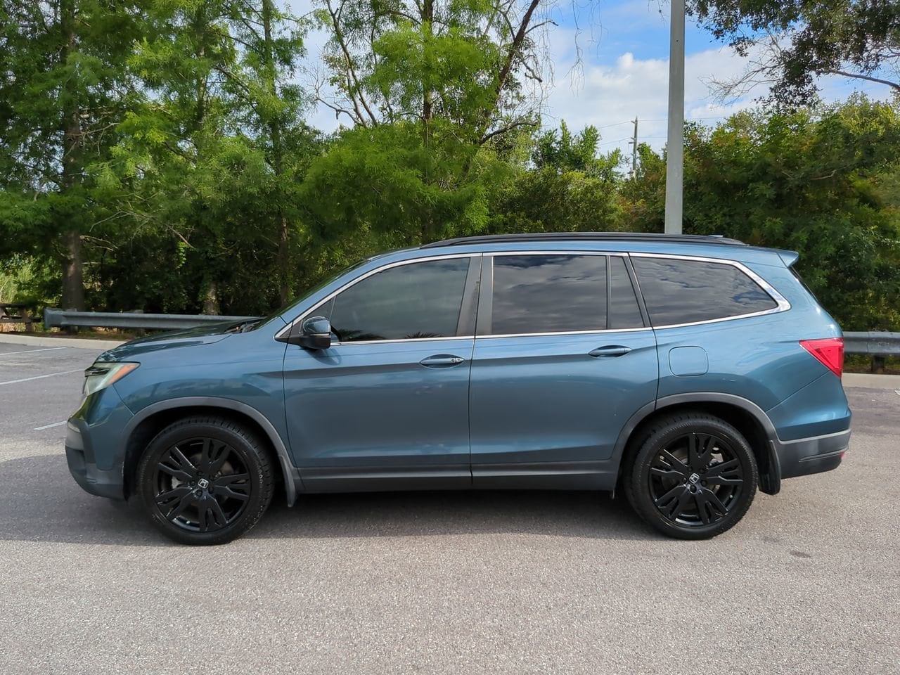 2021 Honda Pilot SE - Photo 4