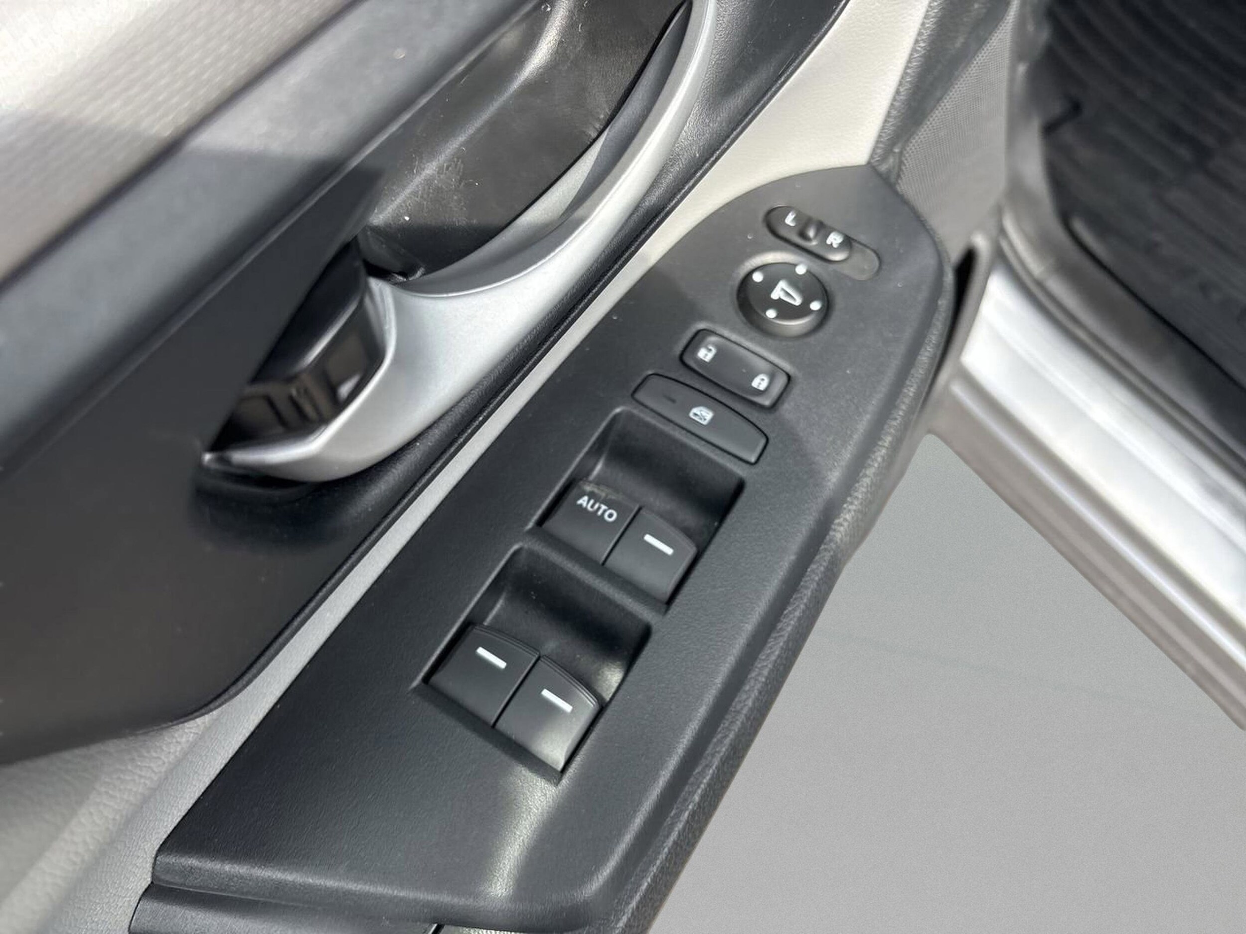 2019 Honda CR-V LX - Photo 17