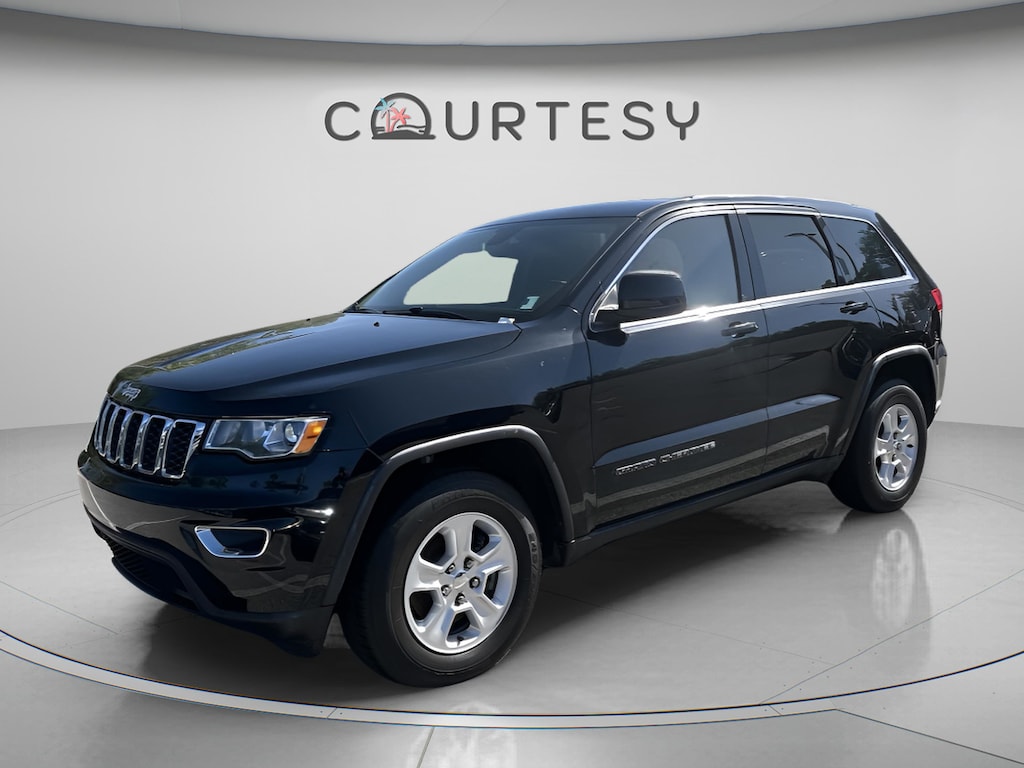 Used 2017 Jeep Grand Cherokee Laredo RWD SUV