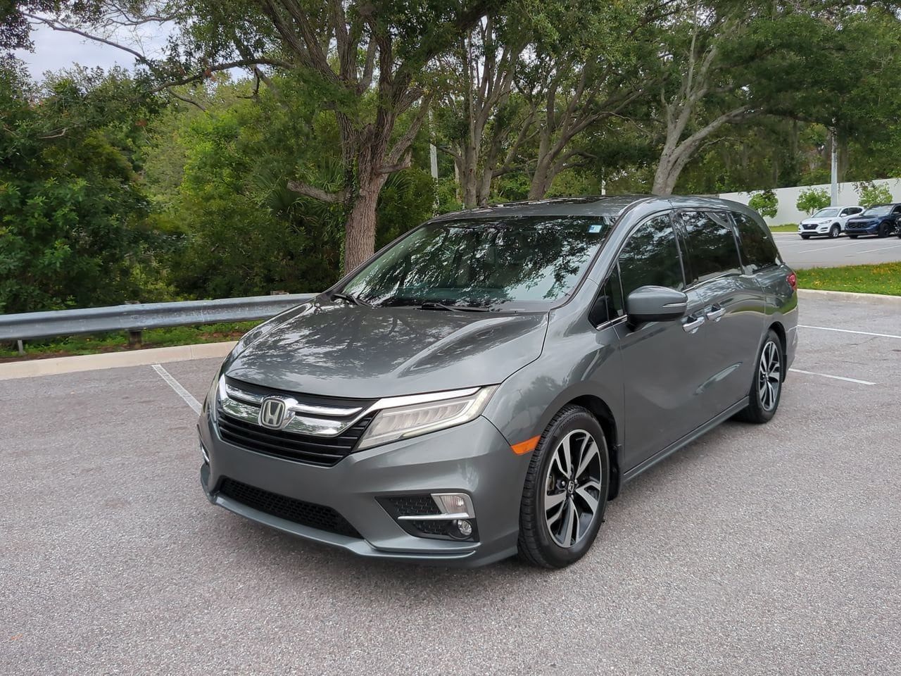 Vehicle Image 2