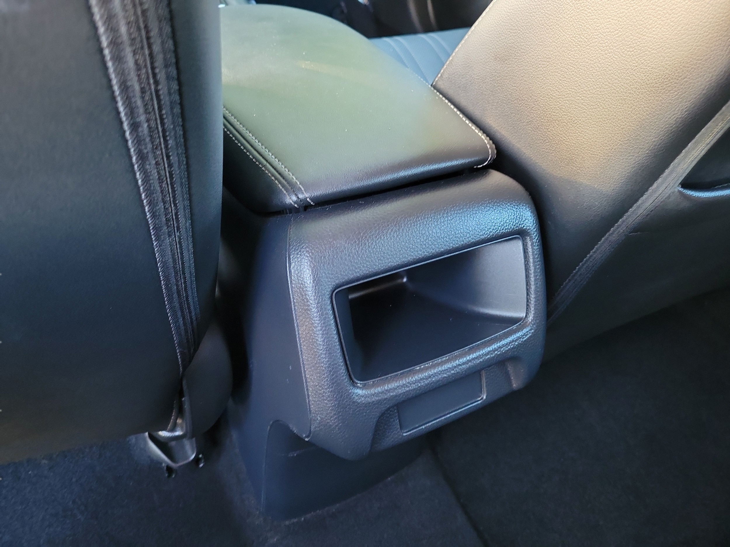 2023 Honda HR-V EX-L - Photo 12