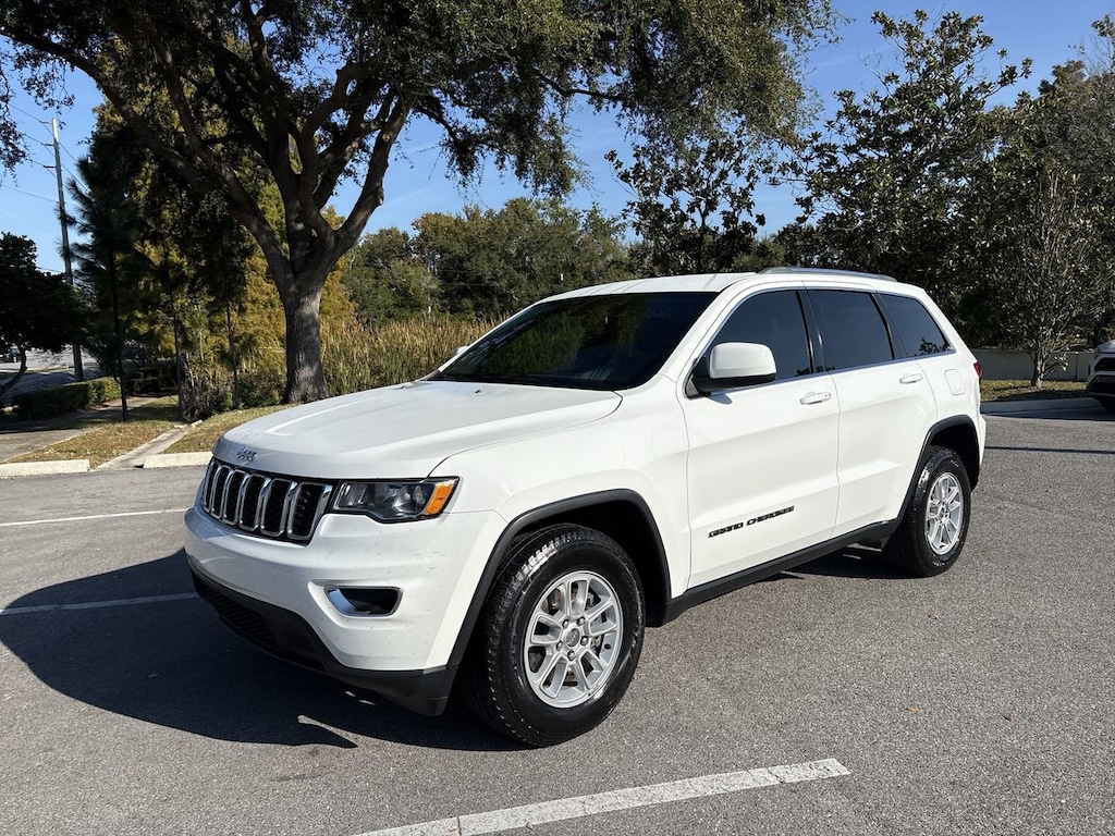 Used 2019 Jeep Grand Cherokee Laredo SUV