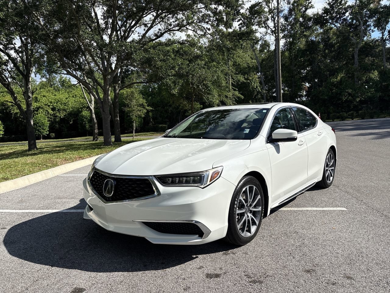 2018 Acura TLX 3.5 Auto Technology Package's photo