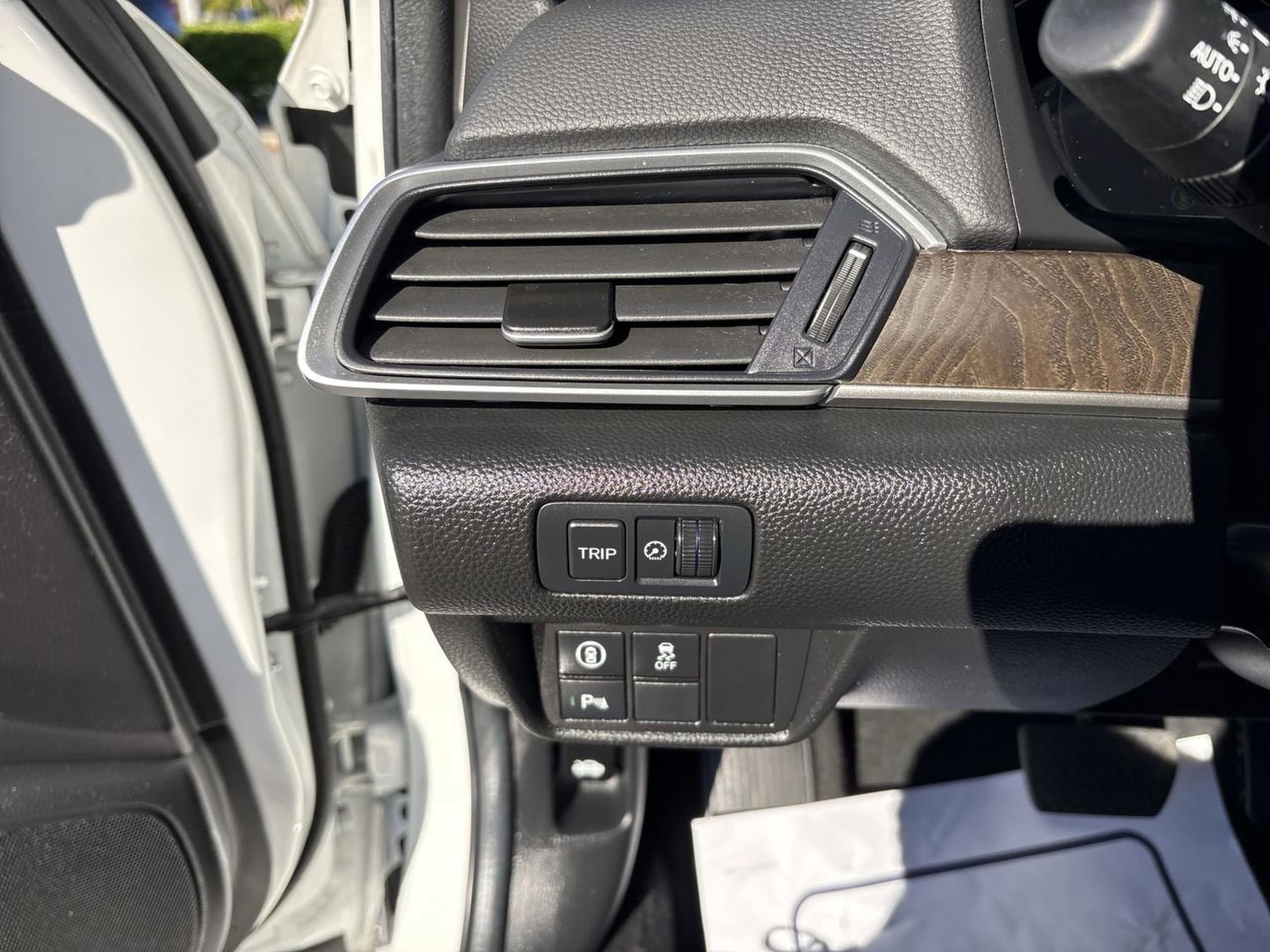 2021 Honda Accord EX-L - Photo 13