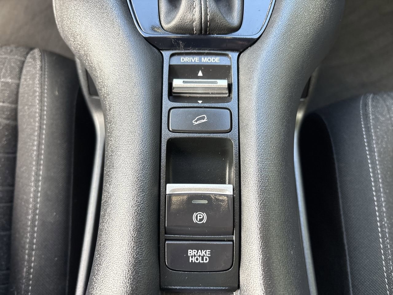 2024 Honda HR-V LX - Photo 25