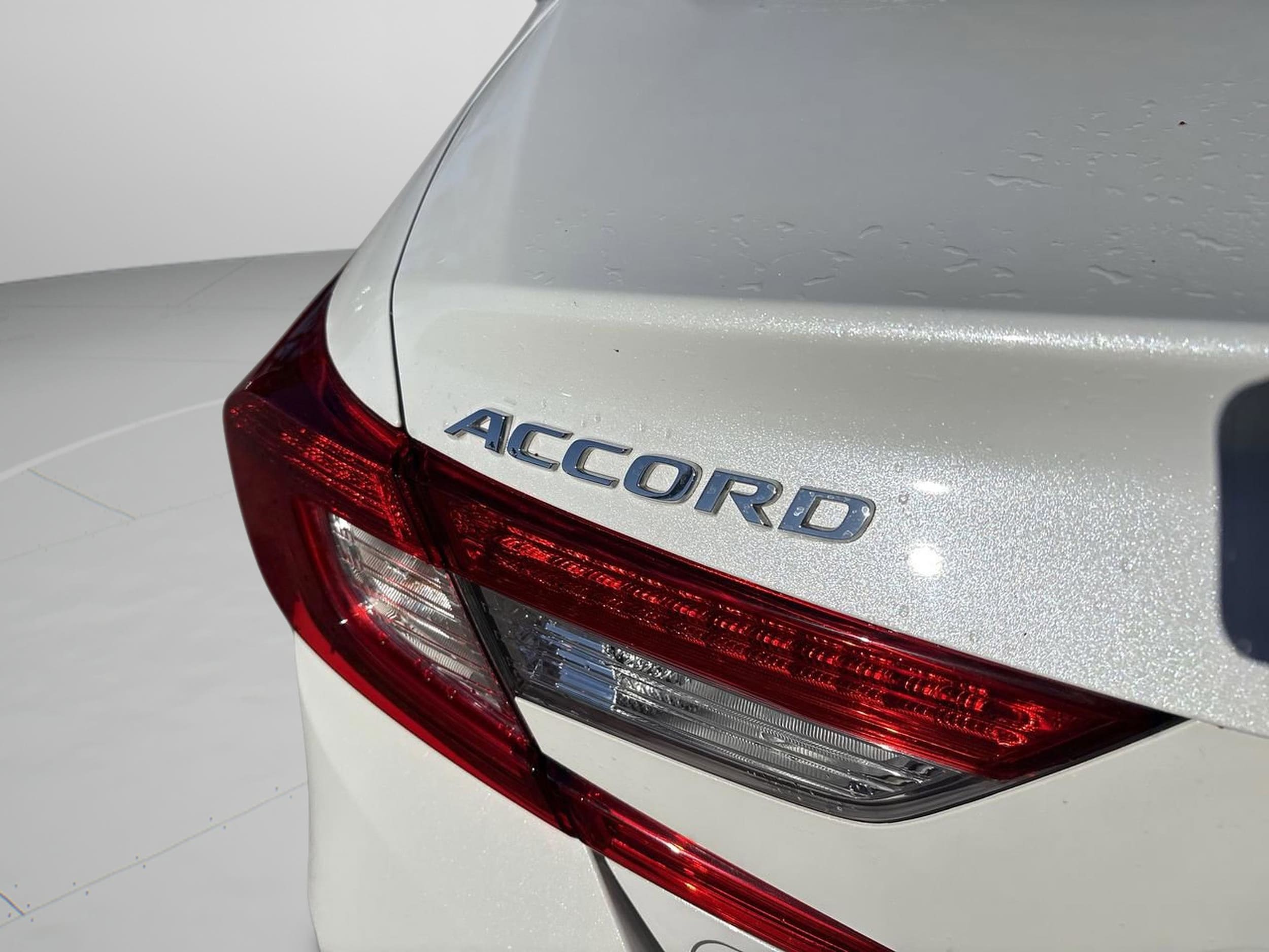 2021 Honda Accord EX-L - Photo 22