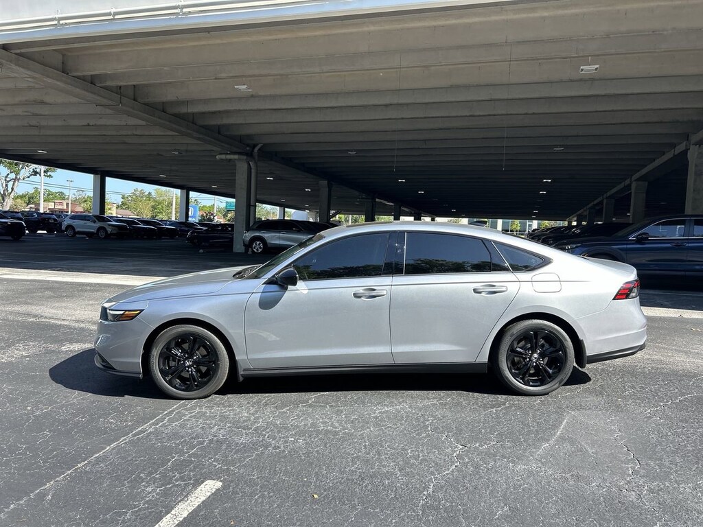 New 2025 Honda Accord SE Sedan