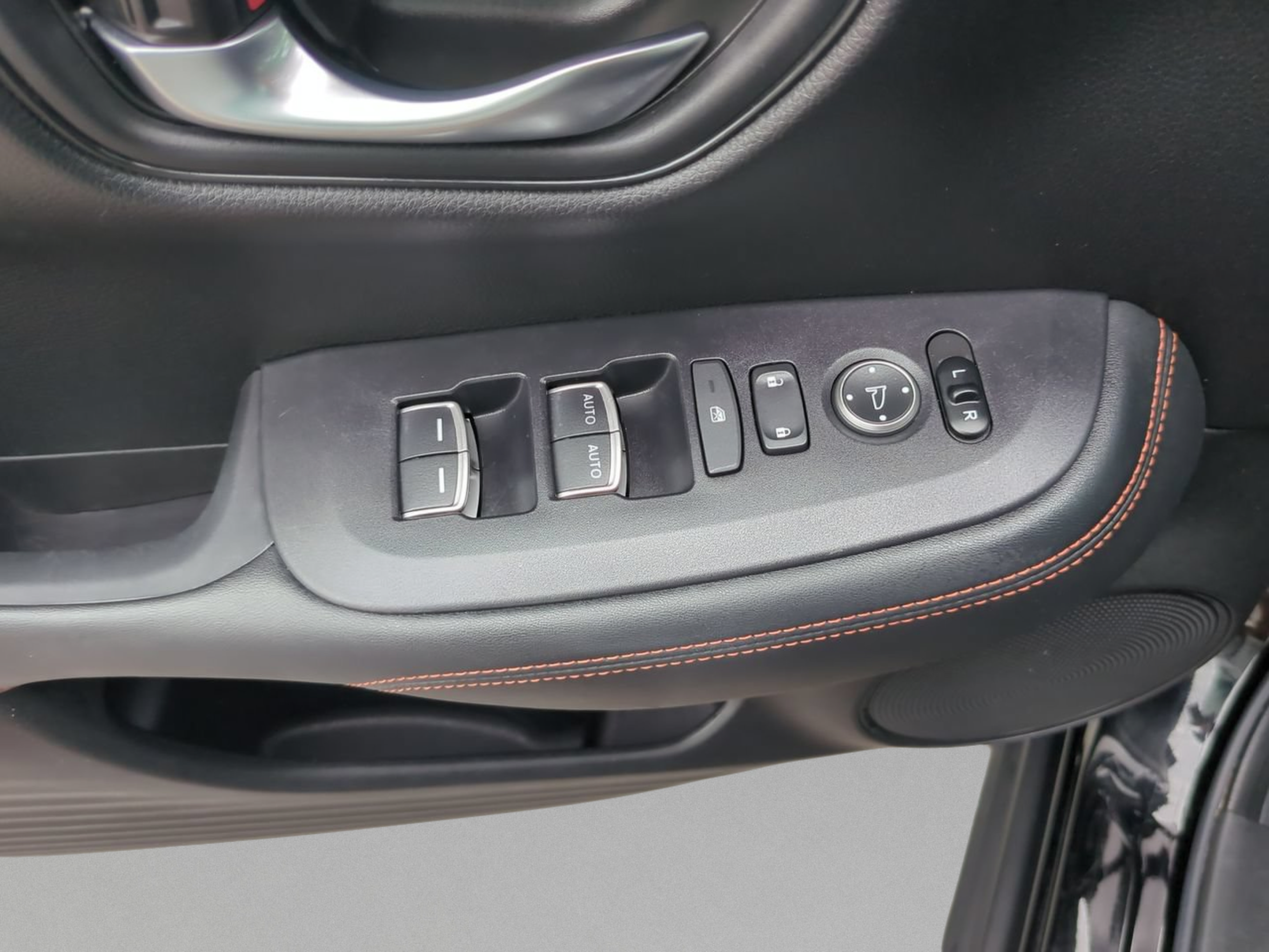 2024 Honda HR-V Sport - Photo 17