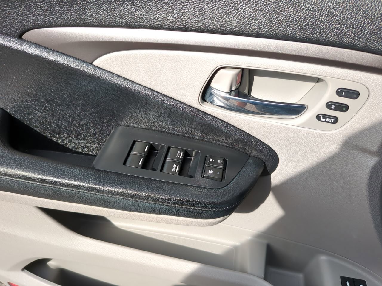 2021 Honda Pilot SE - Photo 17