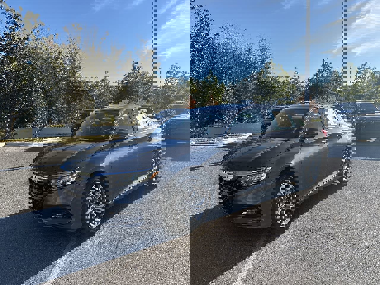 2018 Honda Accord EX-L 1.5T photo 3