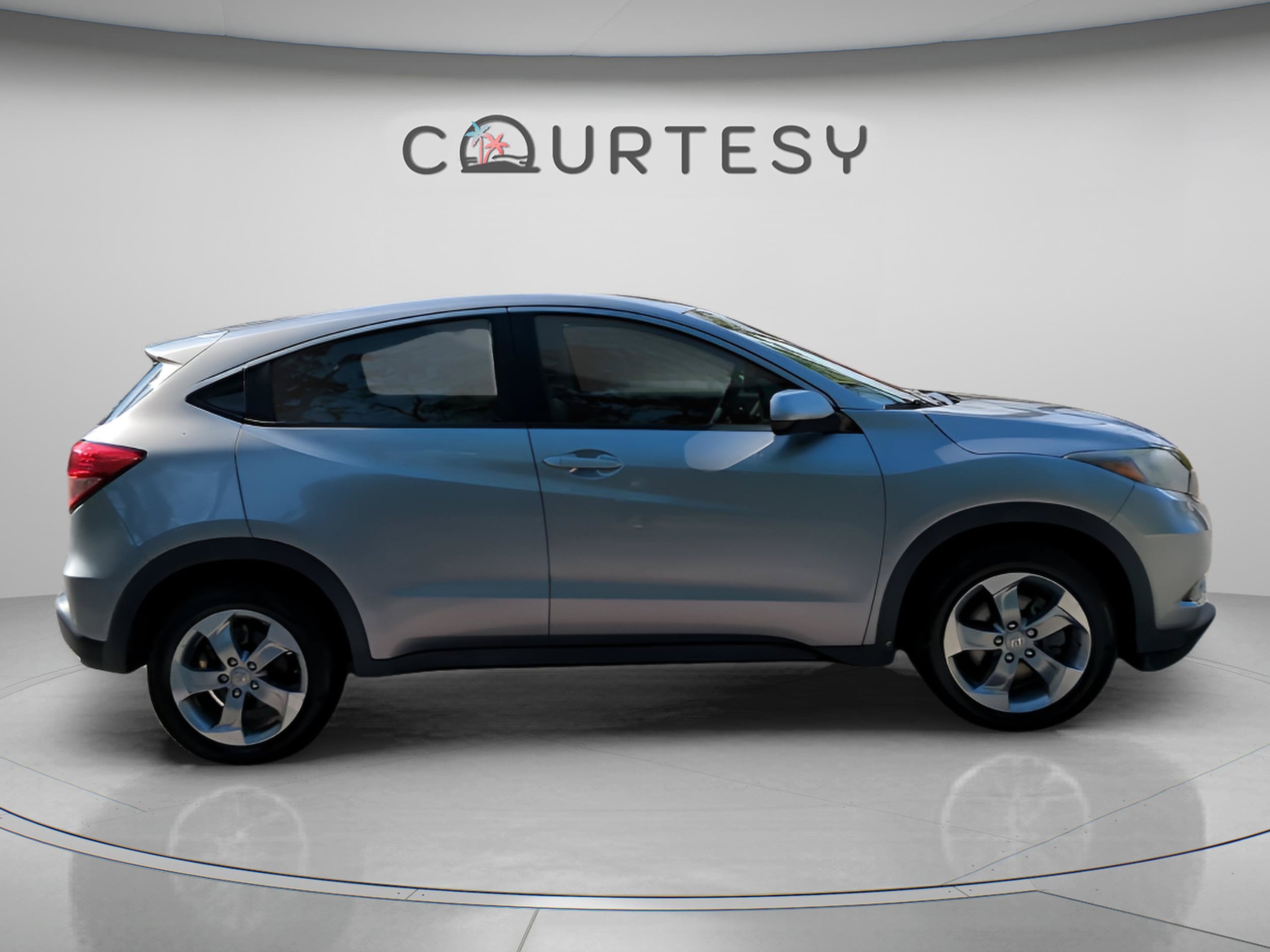2017 Honda HR-V LX - Photo 8