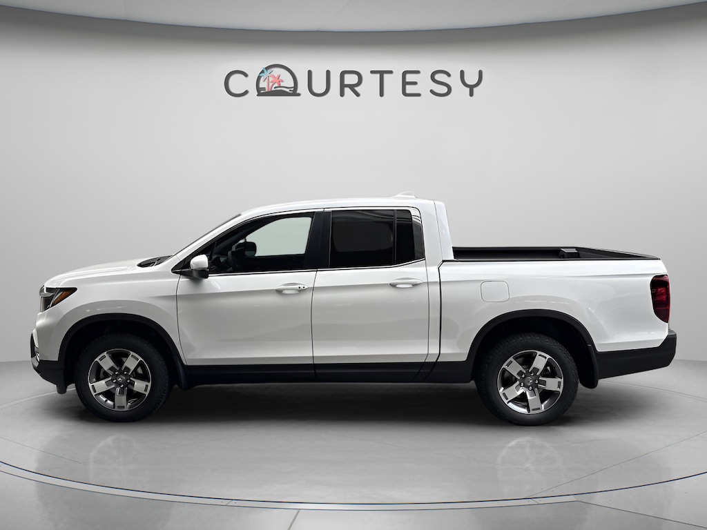 New 2026 Honda Ridgeline RTL Truck Crew Cab