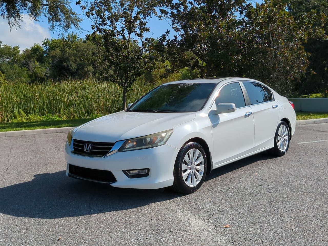 Used 2013 Honda Accord EX-L with VIN 1HGCR2F83DA110876 for sale in Palm Harbor, FL