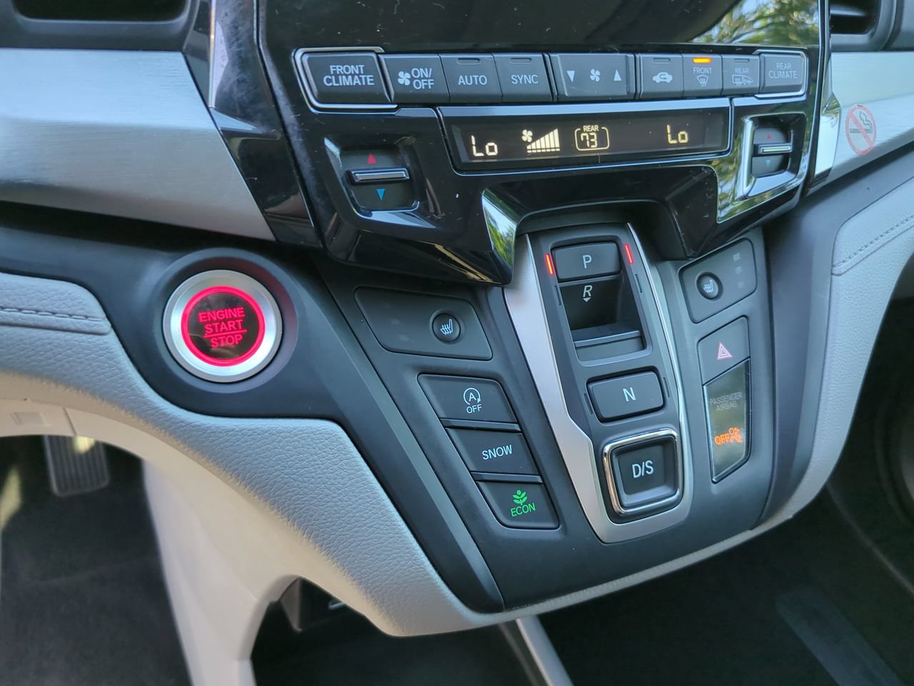 2024 Honda Odyssey EX-L - Photo 16