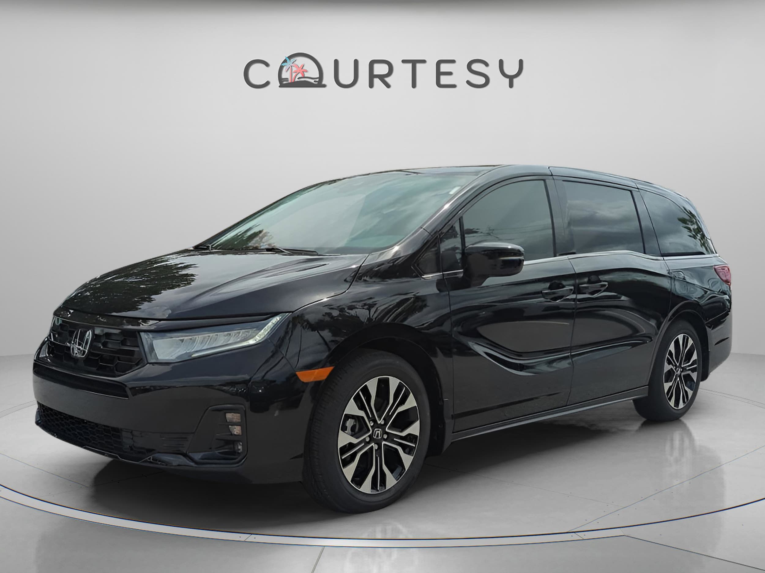 2026 Honda Odyssey Elite's photo