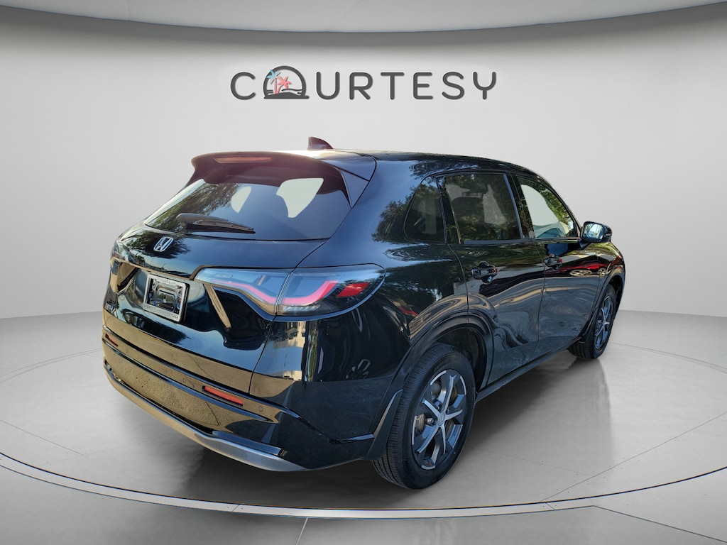 Used 2023 Honda HR-V EX-L 2WD SUV