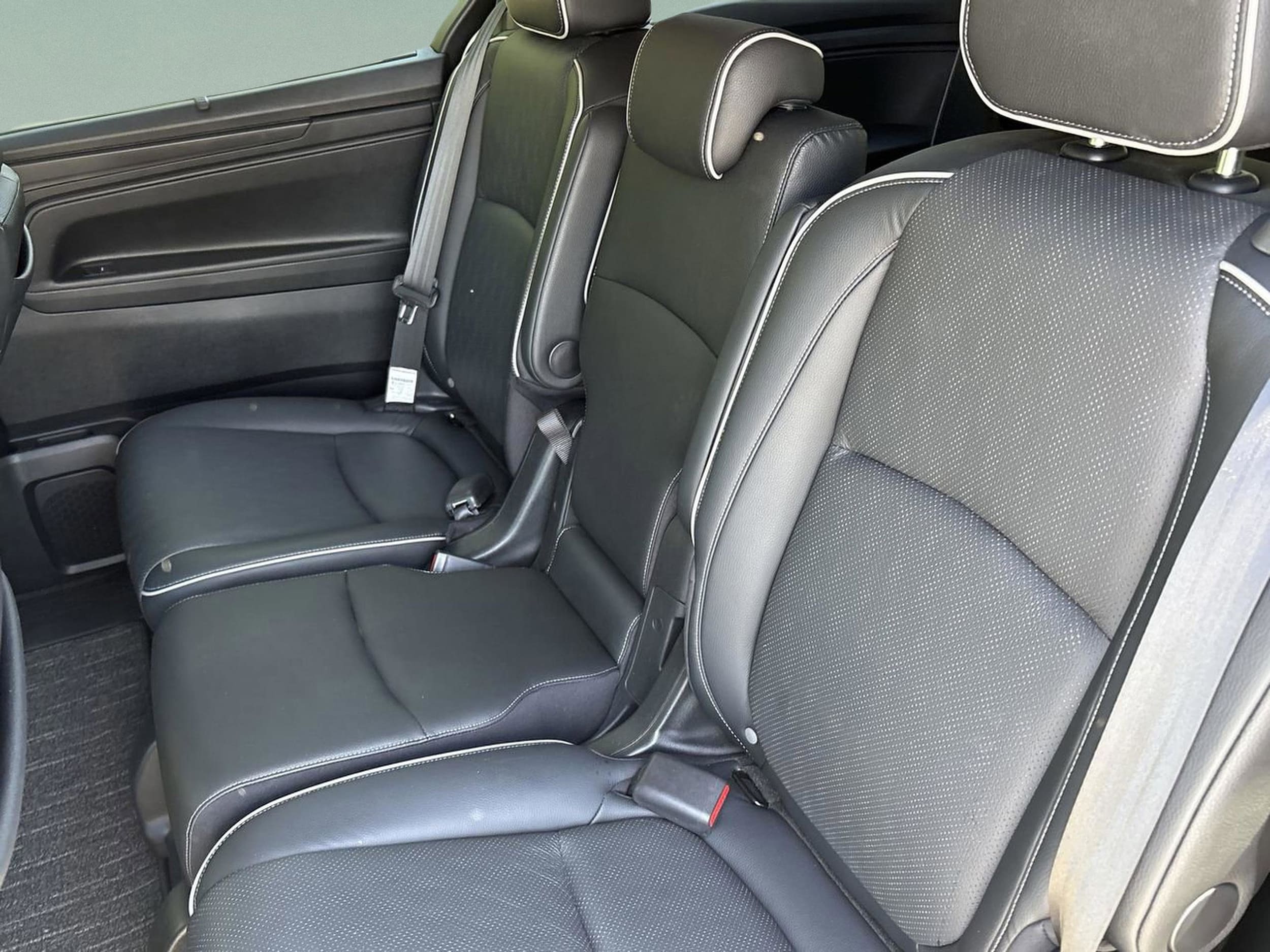 2024 Honda Odyssey Elite - Photo 18