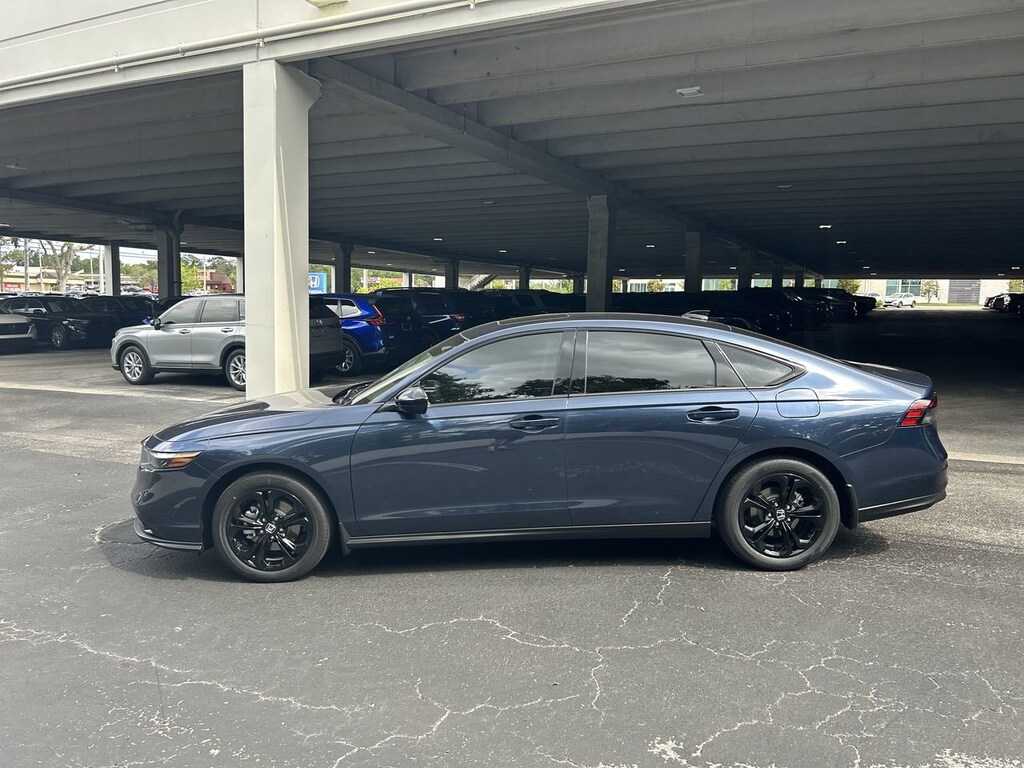 New 2025 Honda Accord SE Sedan
