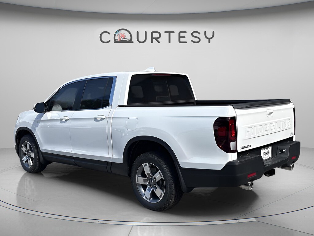 New 2026 Honda Ridgeline RTL Truck Crew Cab