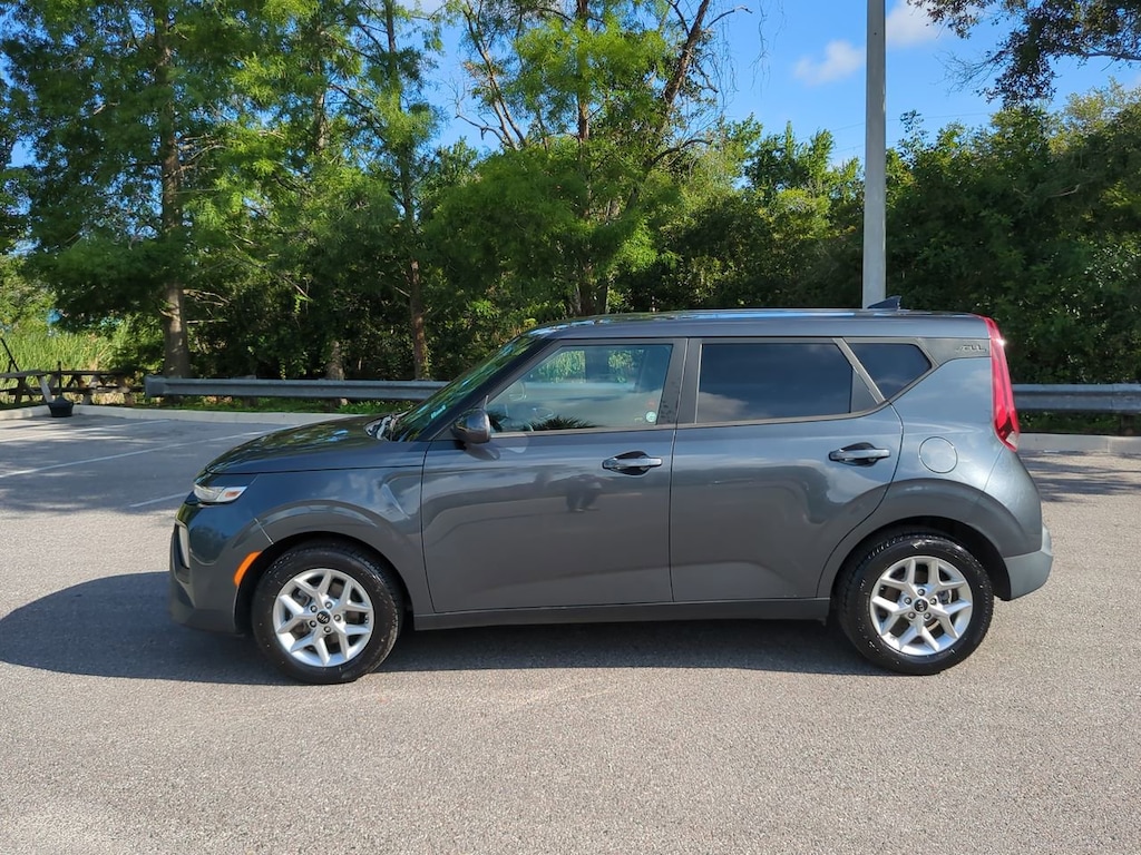 Used 2021 Kia Soul S Hatchback
