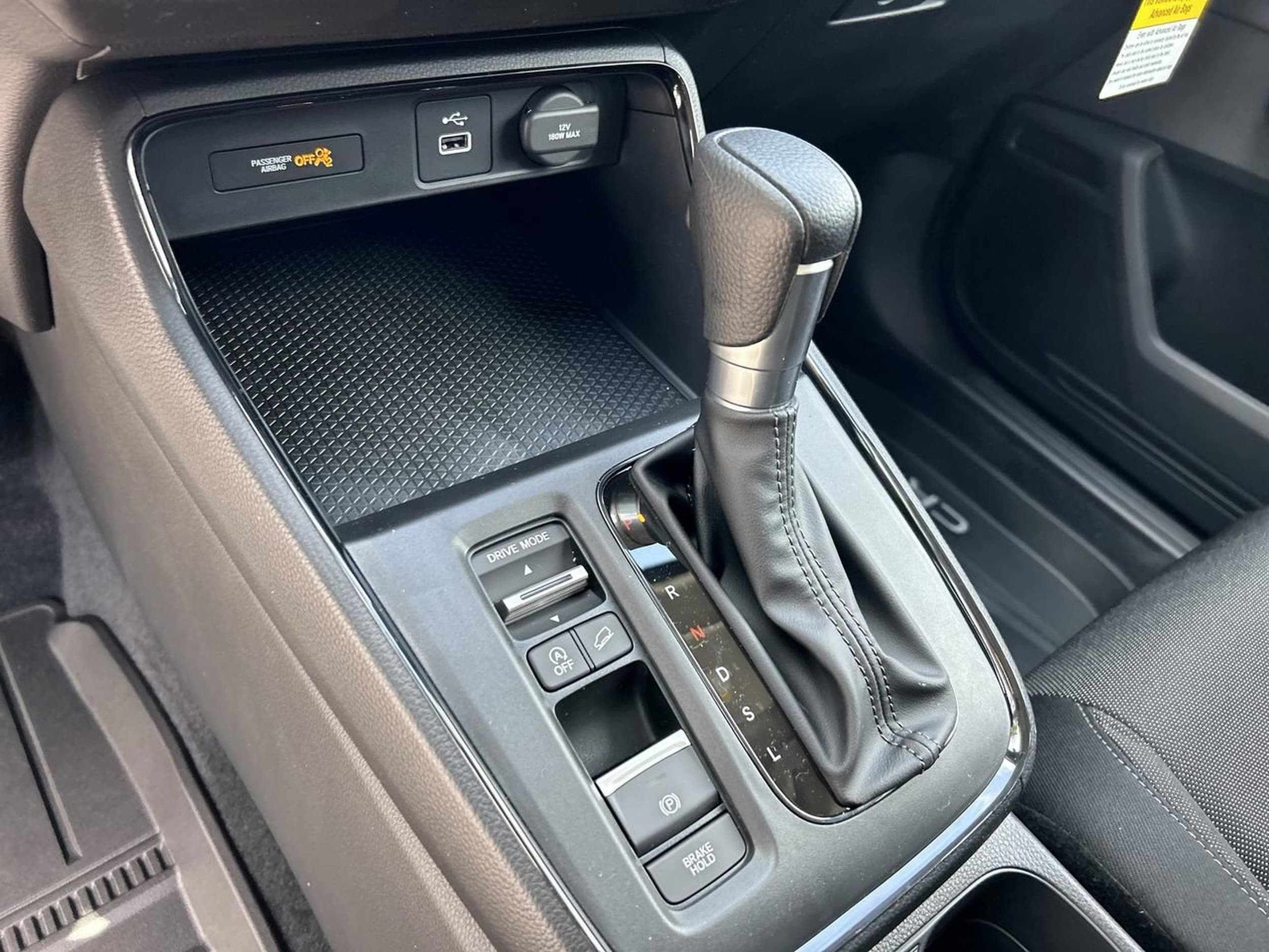 2024 Honda CR-V LX - Photo 17