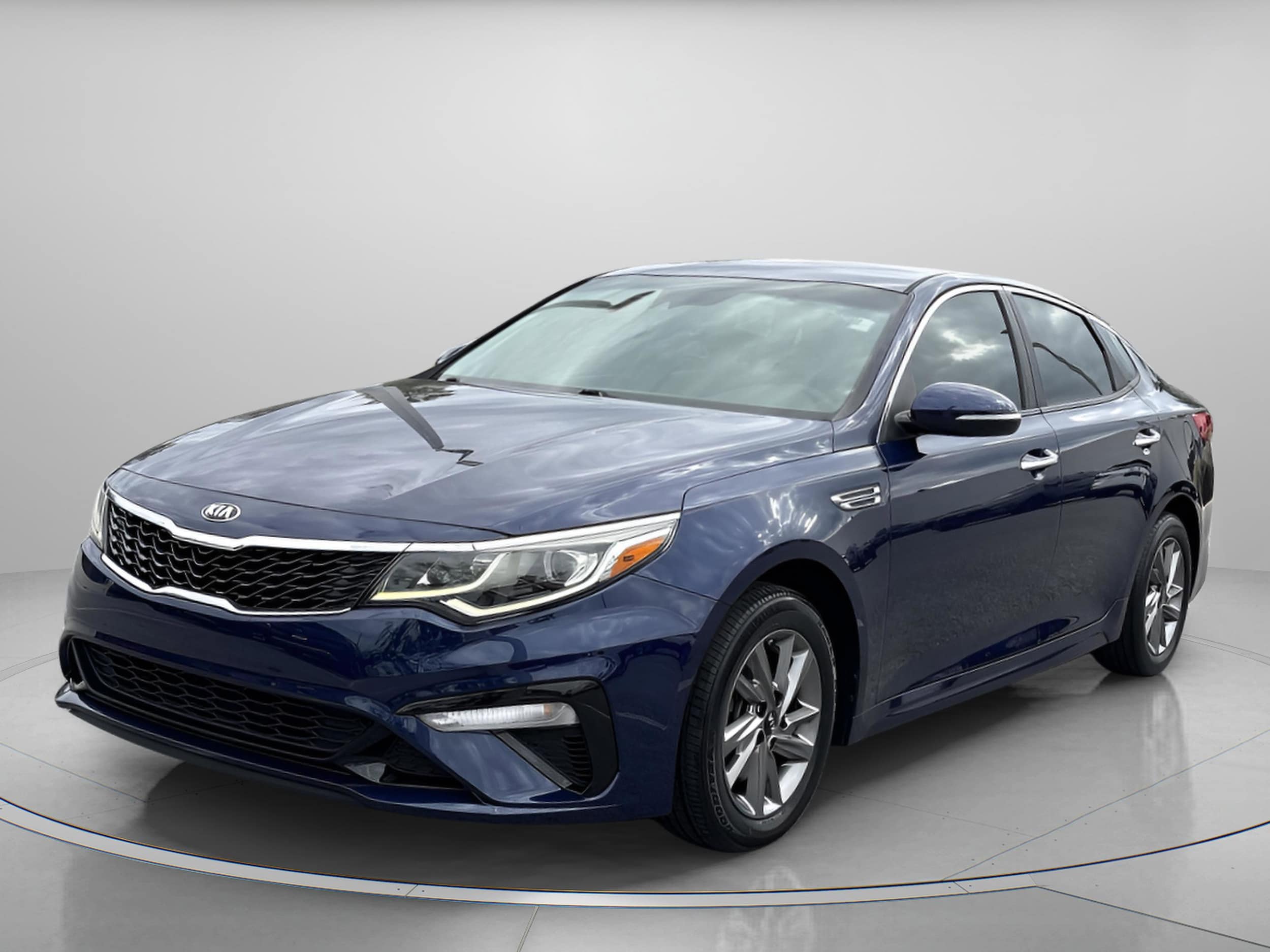 Used 2019 Kia Optima LX with VIN 5XXGT4L32KG350427 for sale in Palm Harbor, FL