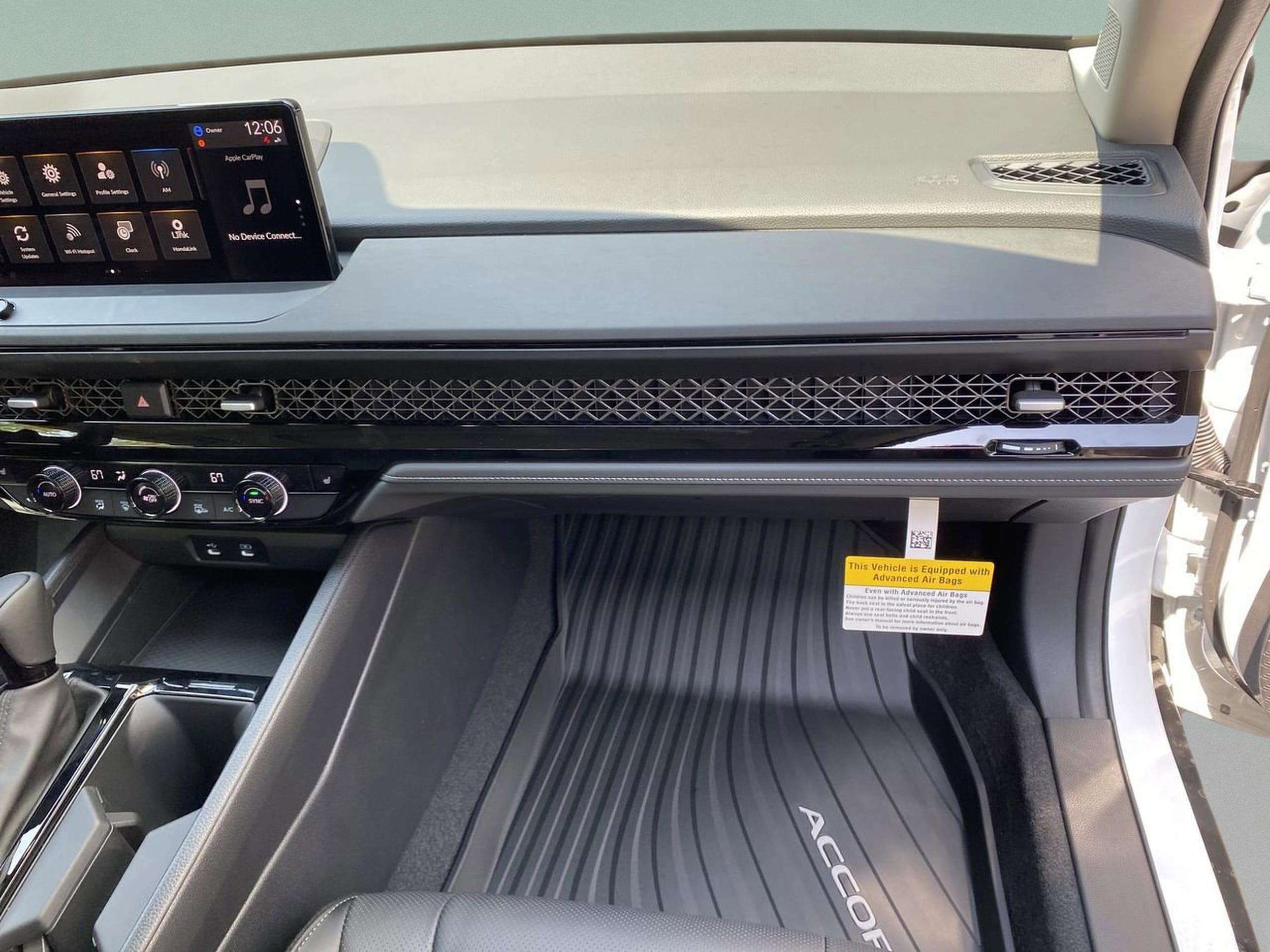 2023 Honda Accord Hybrid EX-L - Photo 16