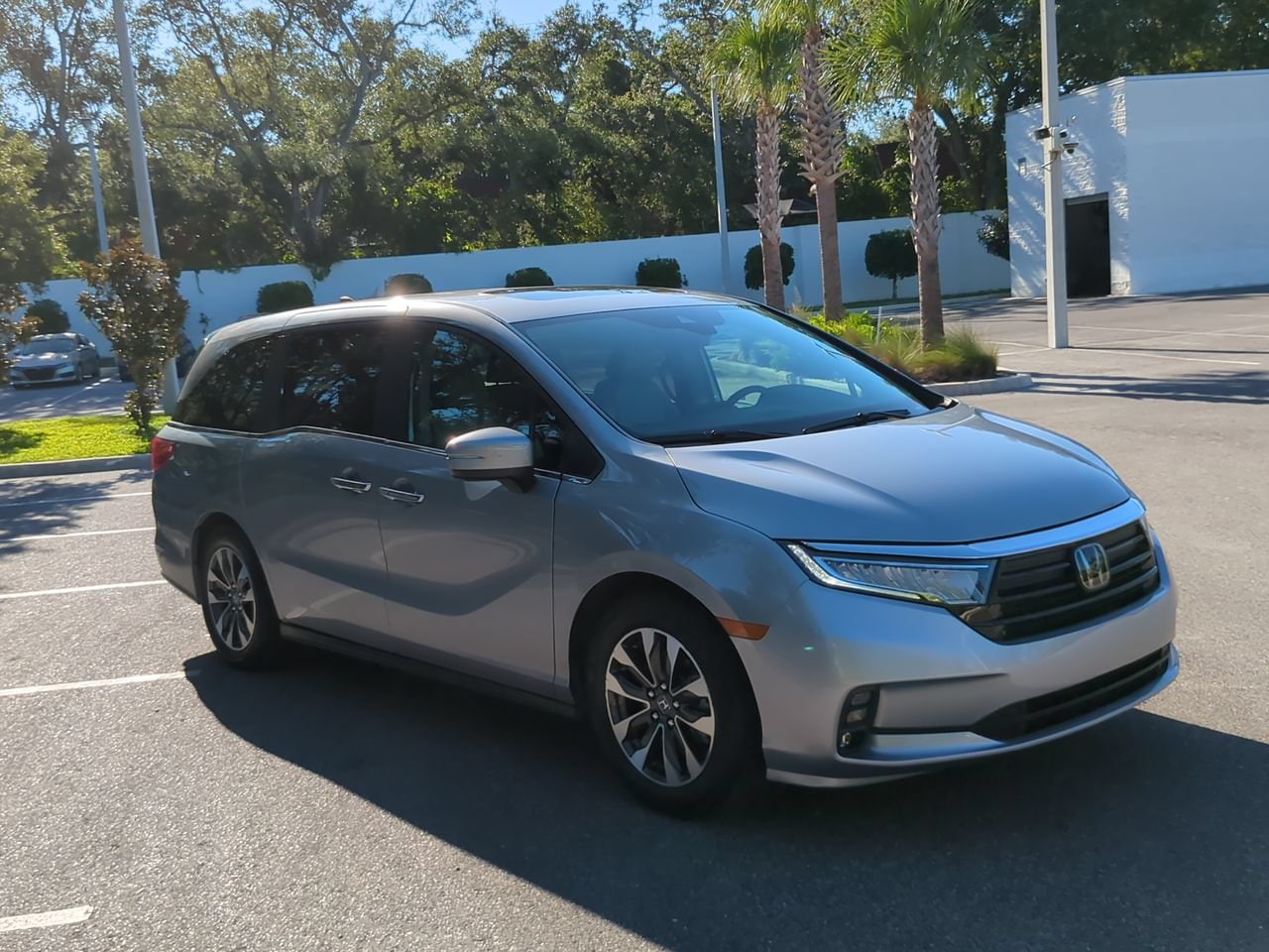 2024 Honda Odyssey EX-L - Photo 9
