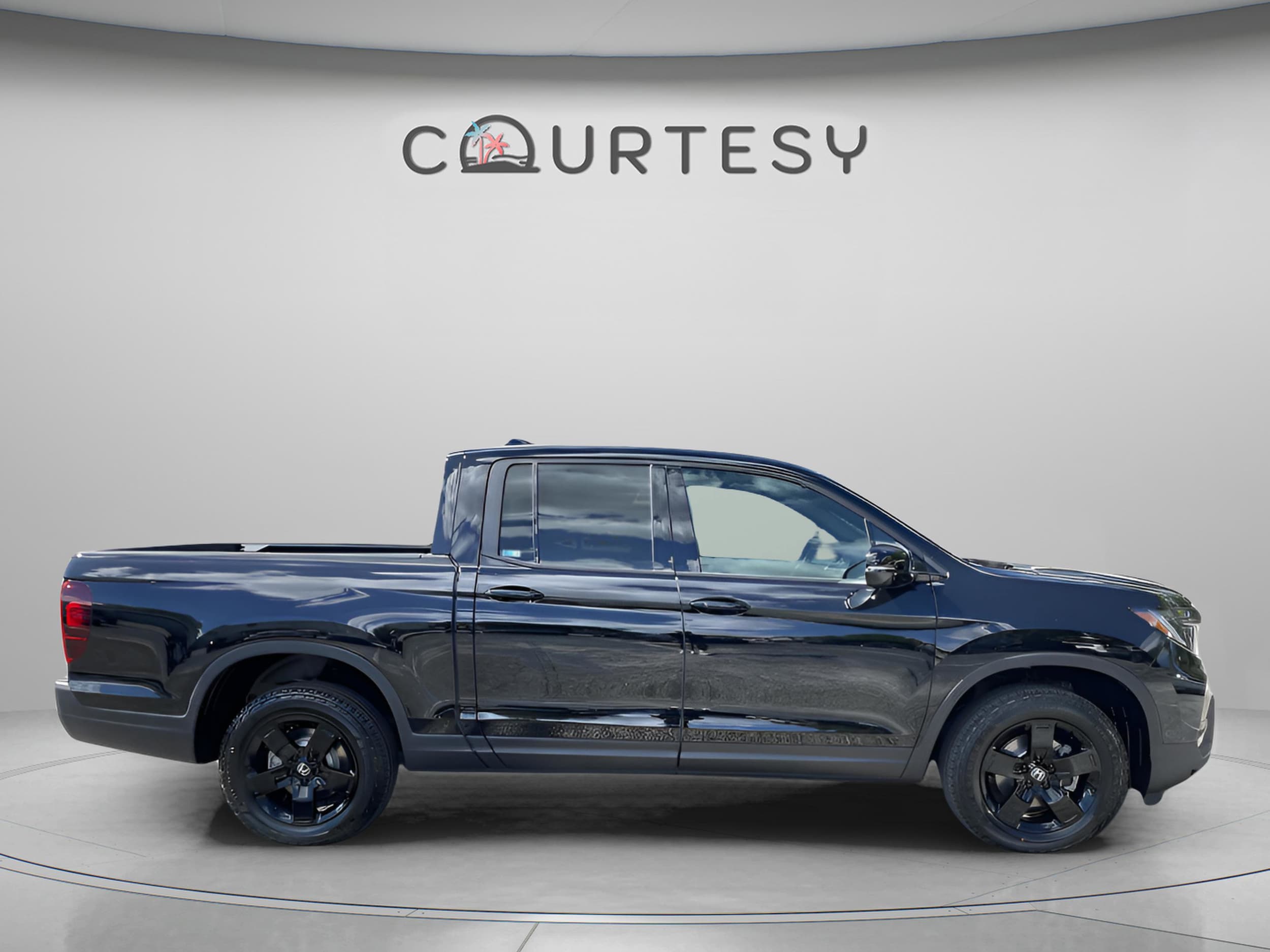 2026 Honda Ridgeline Black Edition - Photo 8