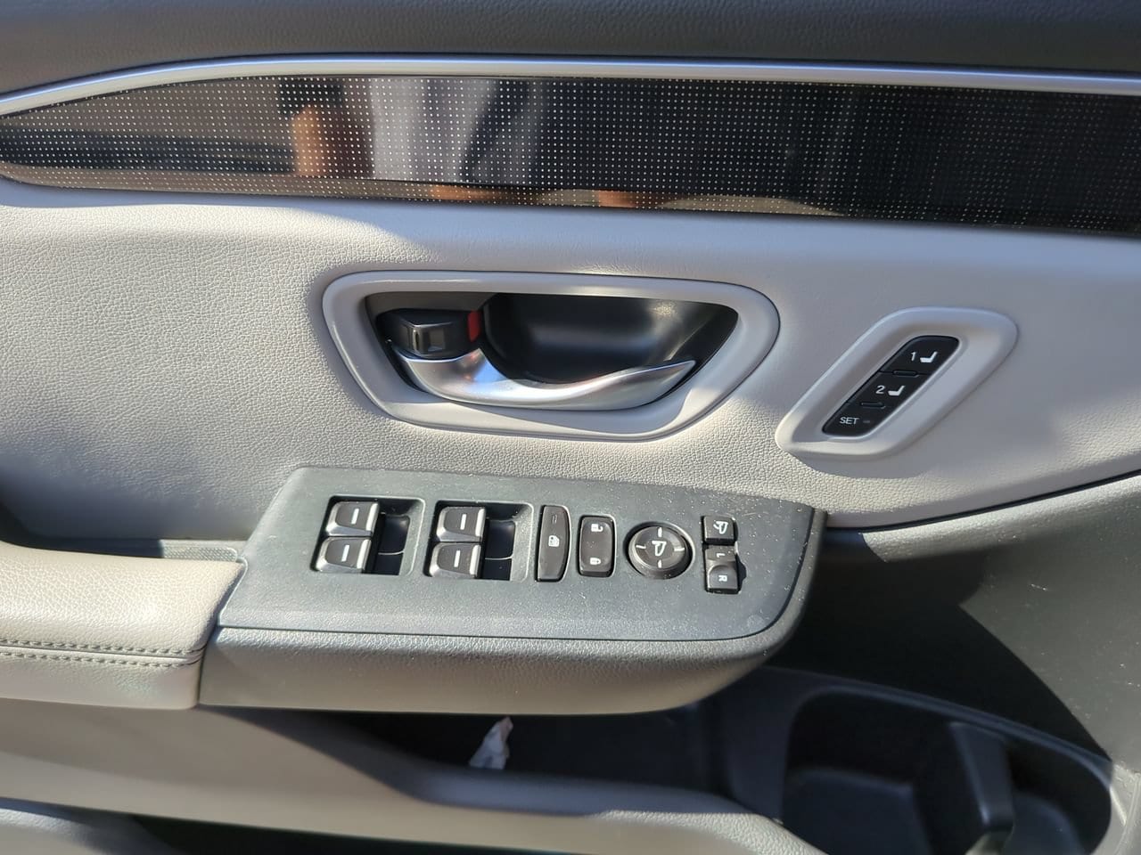 2023 Honda Pilot Elite - Photo 17
