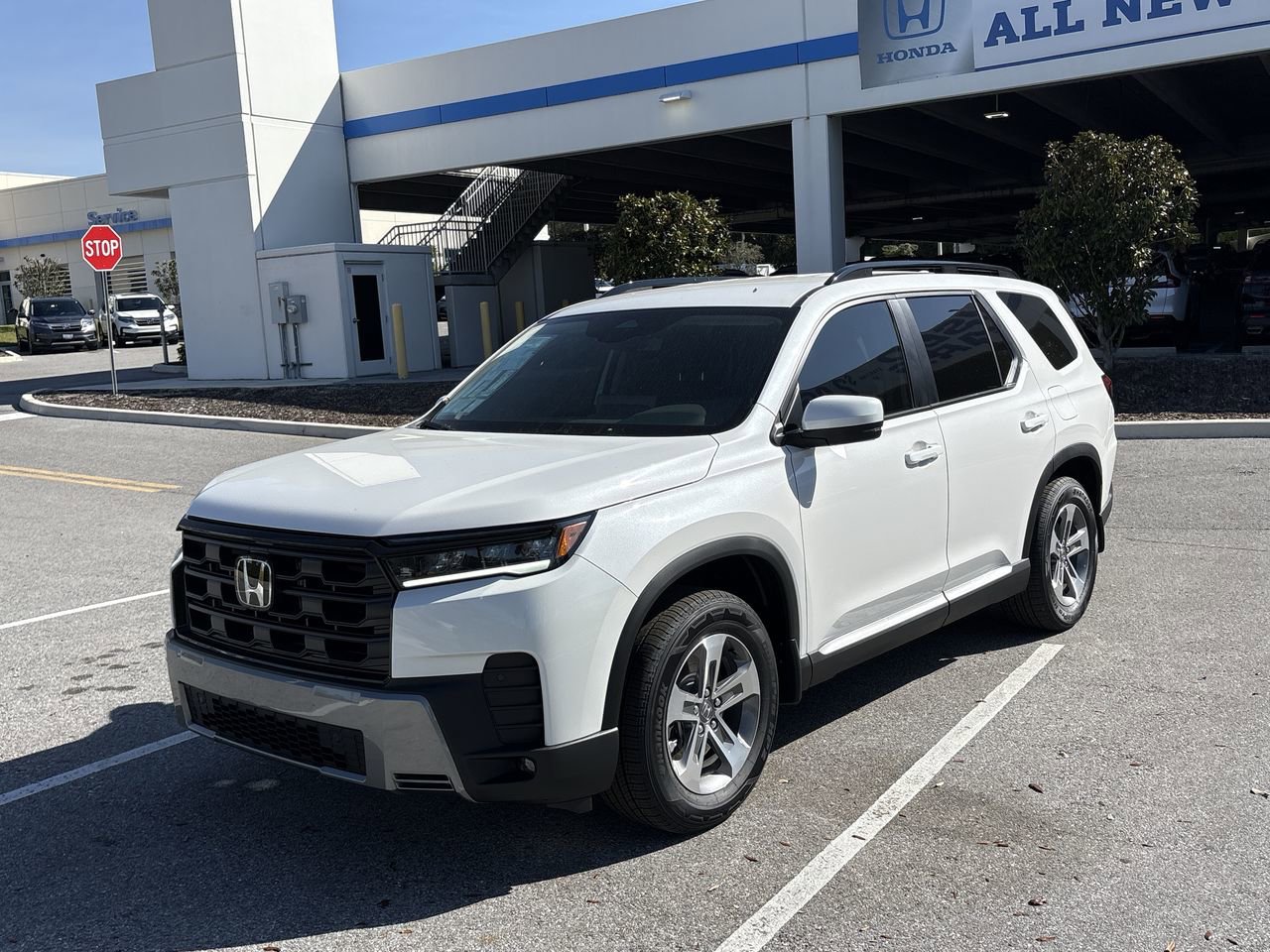 2026 Honda Pilot EX-L 2WD's photo