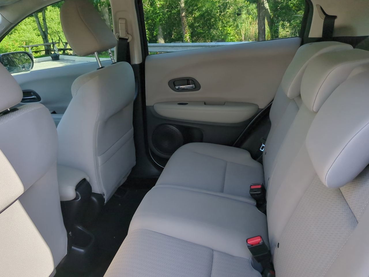 2017 Honda HR-V LX - Photo 18