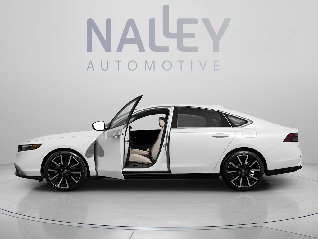 Used 2023 Honda Accord Hybrid Touring Sedan