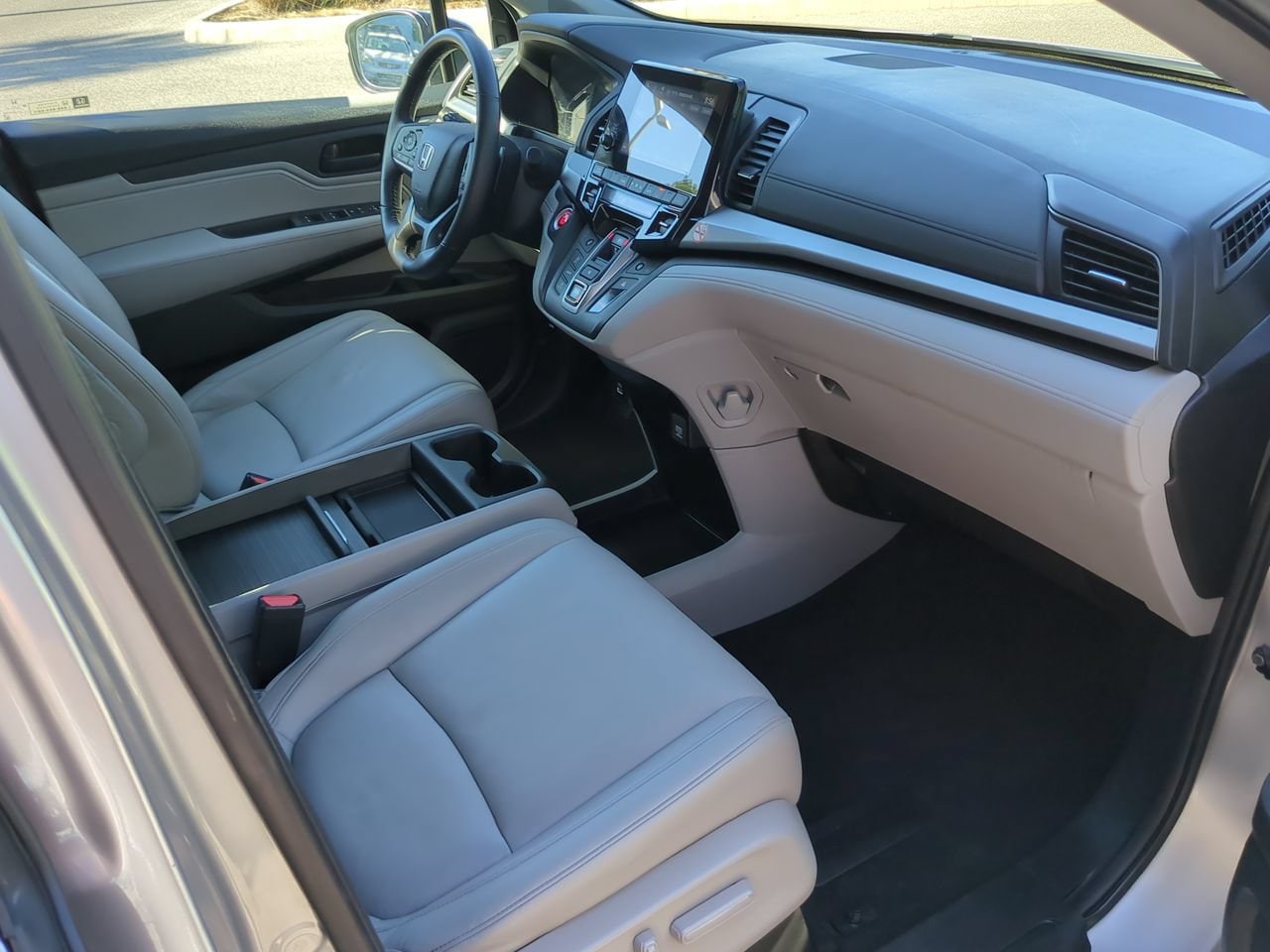 2024 Honda Odyssey EX-L - Photo 20