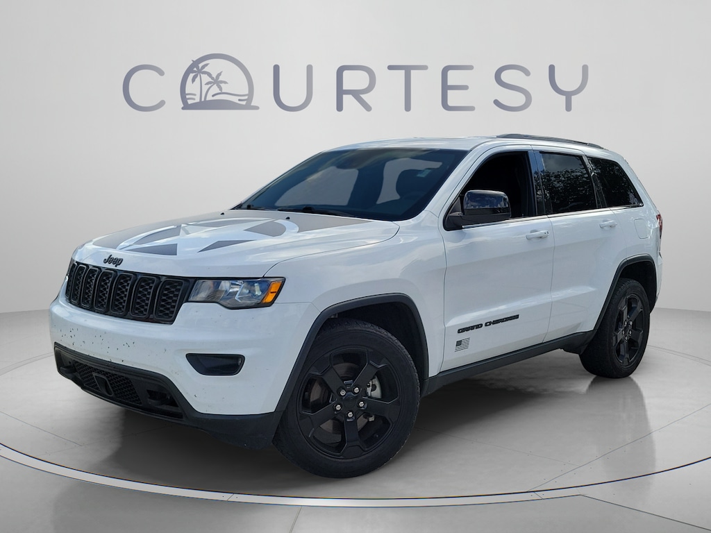 Used 2021 Jeep Grand Cherokee Laredo SUV