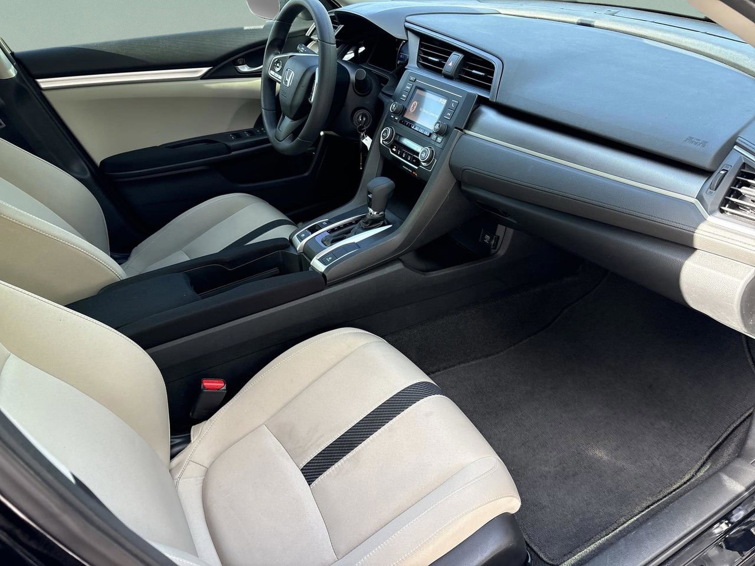 2017 Honda Civic LX - Photo 18