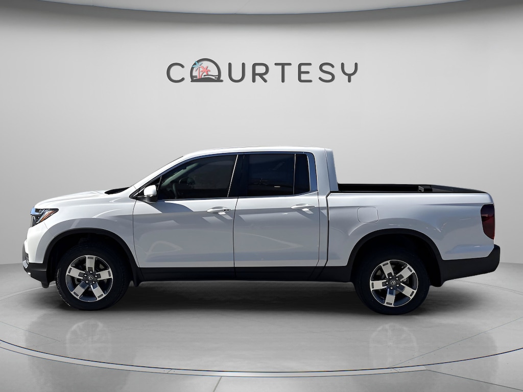 New 2026 Honda Ridgeline RTL Truck Crew Cab