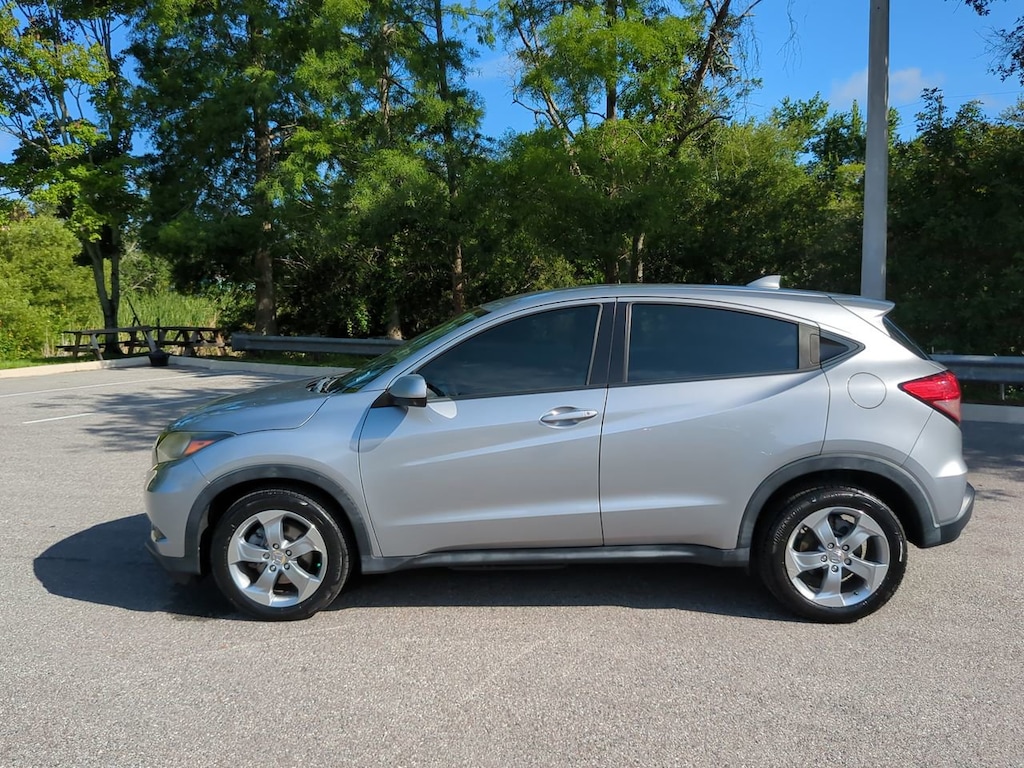 Certified 2017 Honda HR-V LX AWD SUV